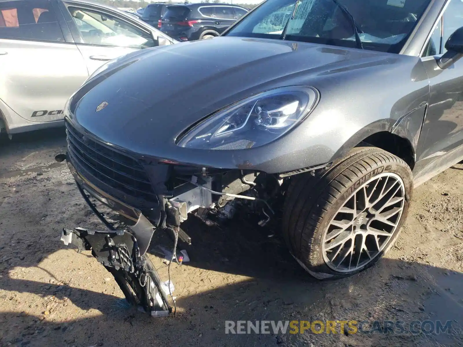 9 Photograph of a damaged car WP1AB2A55LLB35349 PORSCHE MACAN 2020