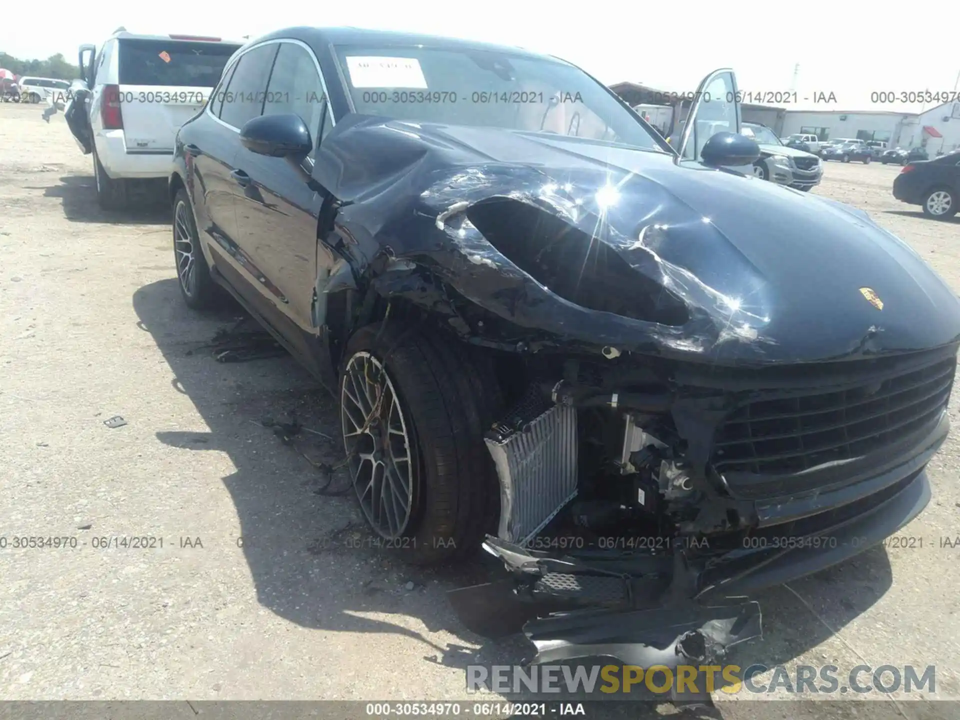 6 Photograph of a damaged car WP1AB2A55LLB37294 PORSCHE MACAN 2020