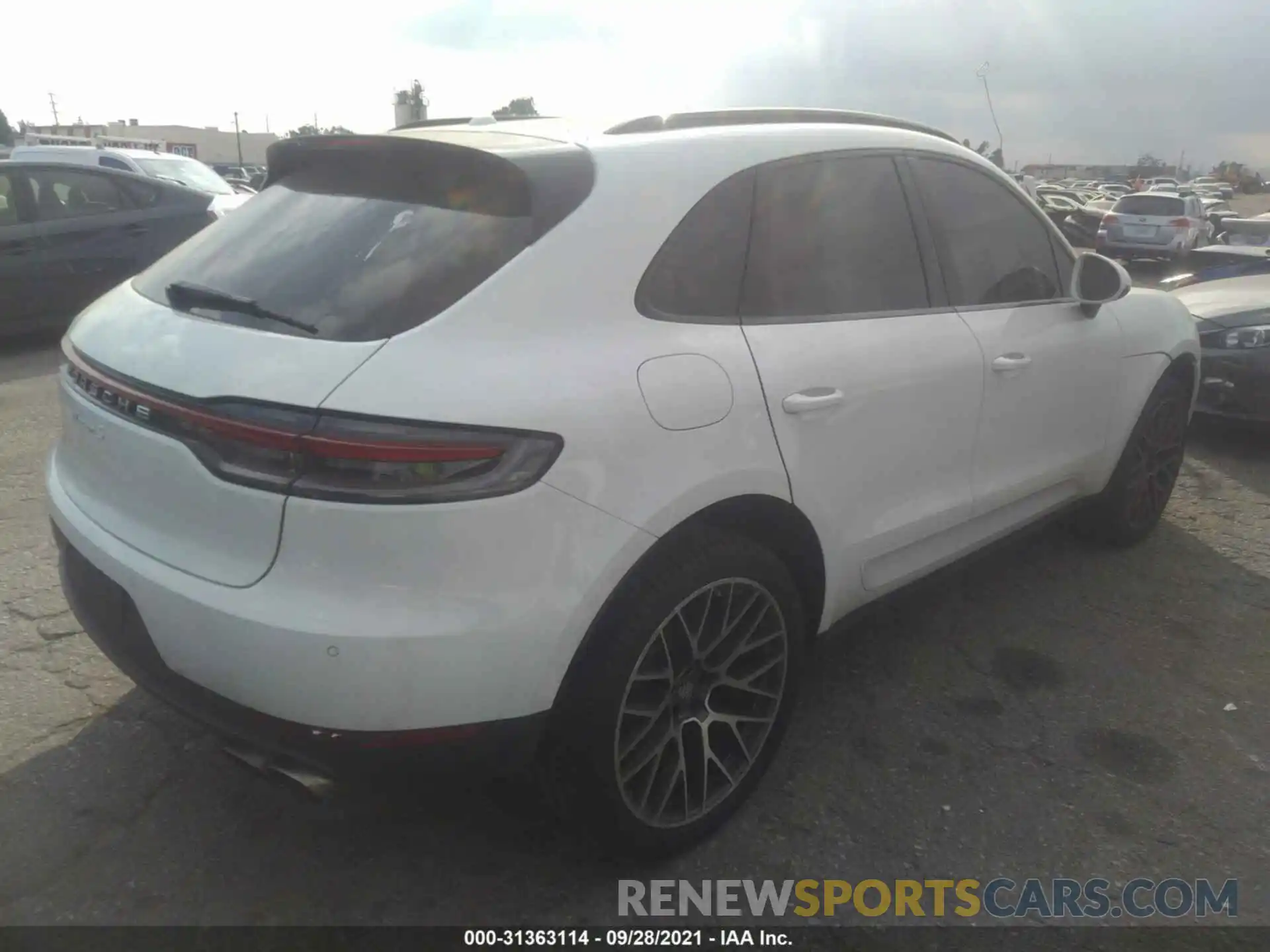 4 Фотография поврежденного автомобиля WP1AB2A56LLB32198 PORSCHE MACAN 2020