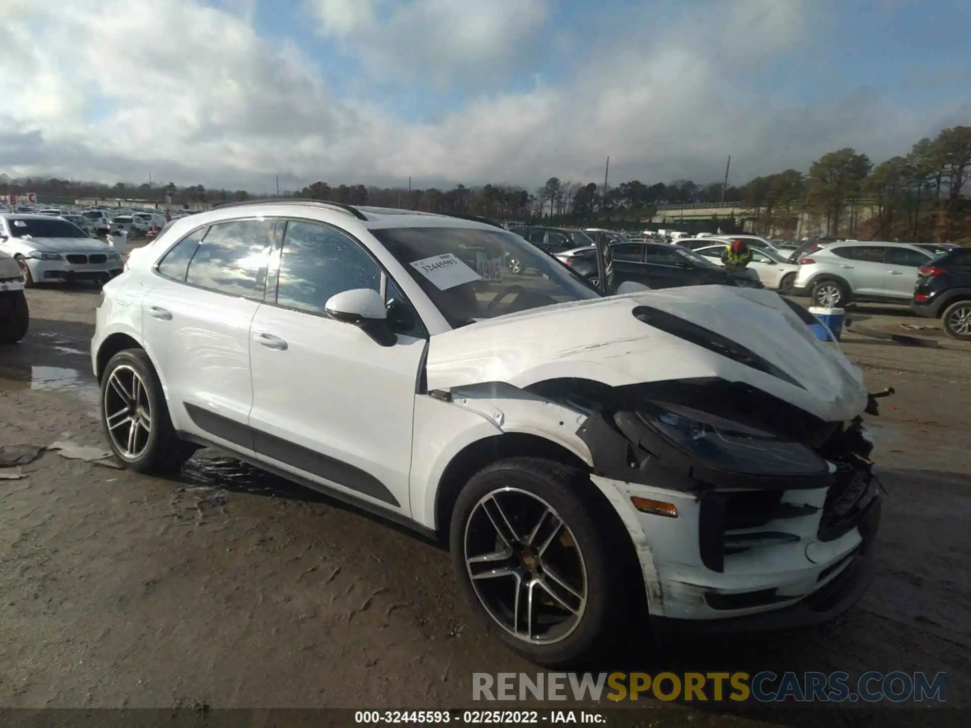 1 Photograph of a damaged car WP1AB2A56LLB34274 PORSCHE MACAN 2020