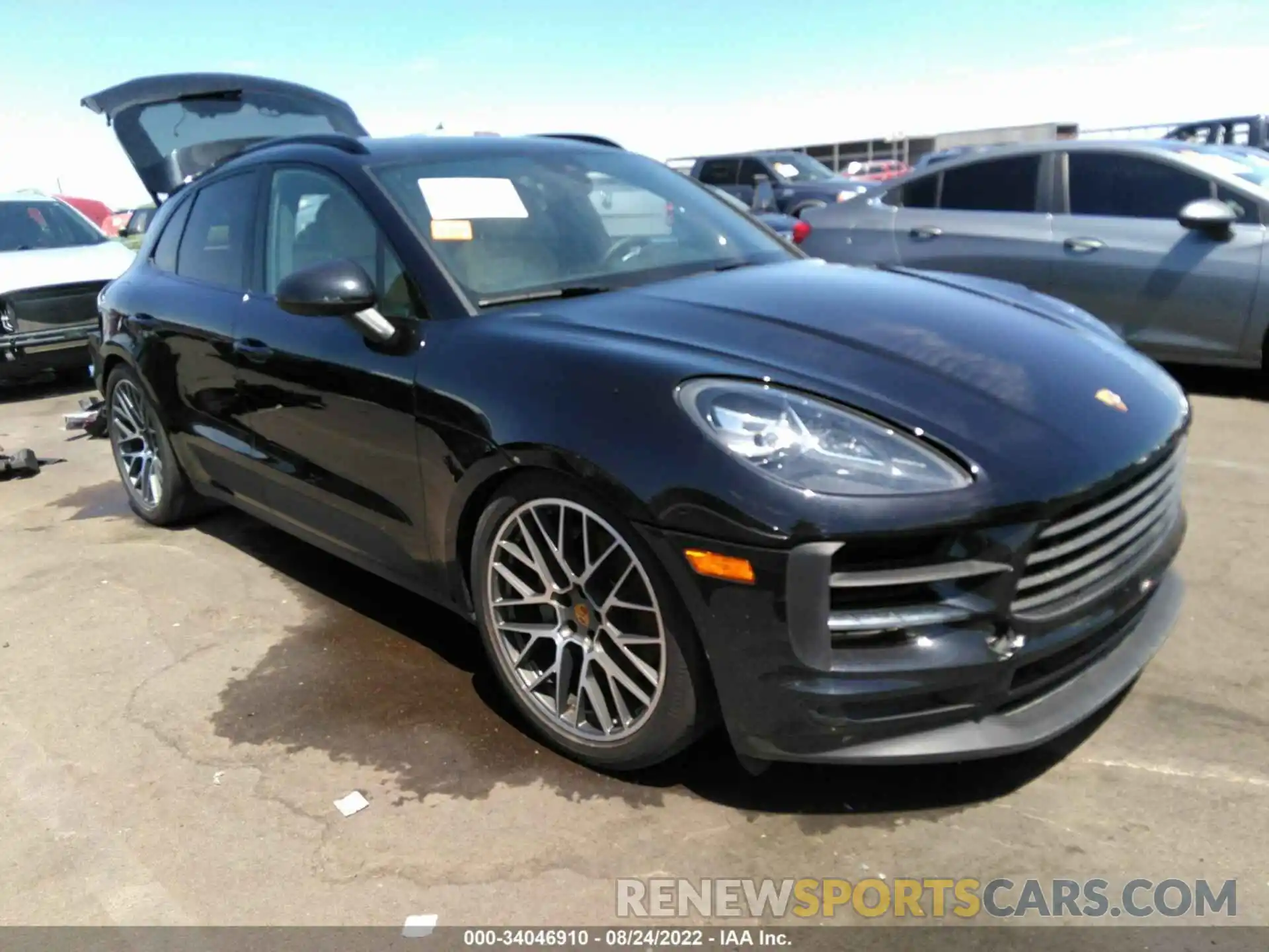 1 Photograph of a damaged car WP1AB2A57LLB30346 PORSCHE MACAN 2020