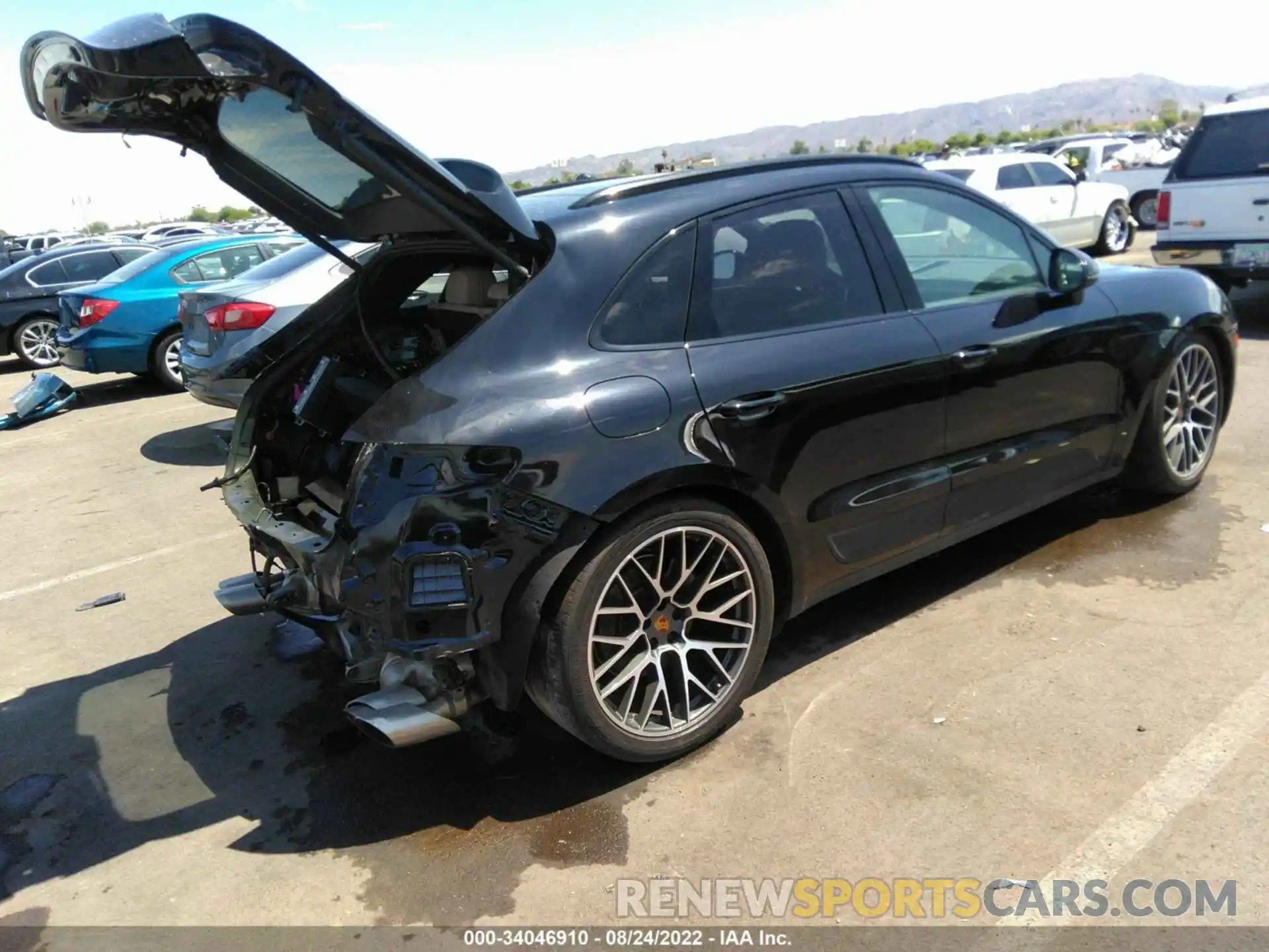 4 Photograph of a damaged car WP1AB2A57LLB30346 PORSCHE MACAN 2020