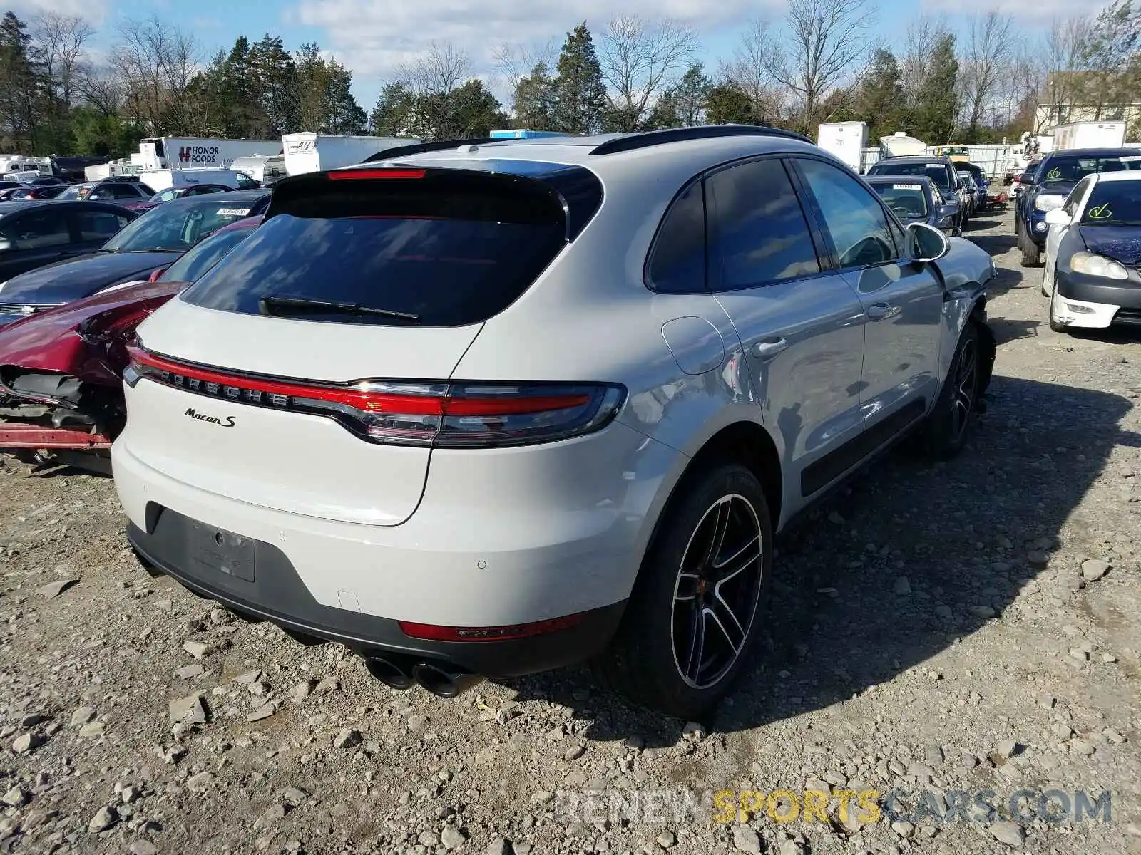 4 Photograph of a damaged car WP1AB2A57LLB32100 PORSCHE MACAN 2020