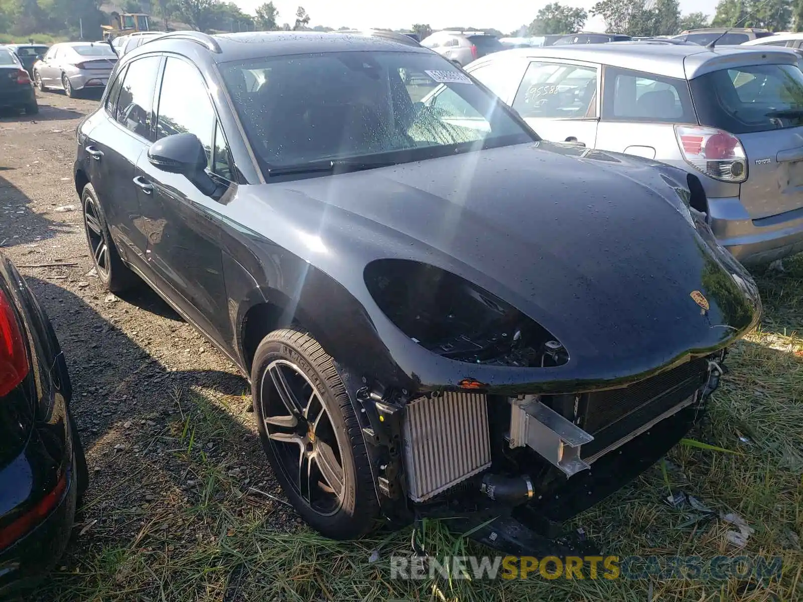 1 Photograph of a damaged car WP1AB2A57LLB37409 PORSCHE MACAN 2020