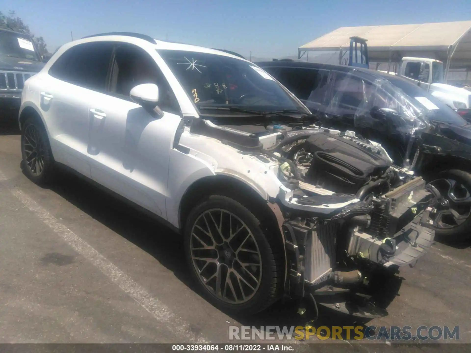 1 Photograph of a damaged car WP1AB2A58LLB31036 PORSCHE MACAN 2020