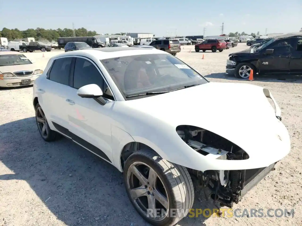 1 Photograph of a damaged car WP1AB2A59LLB36231 PORSCHE MACAN 2020