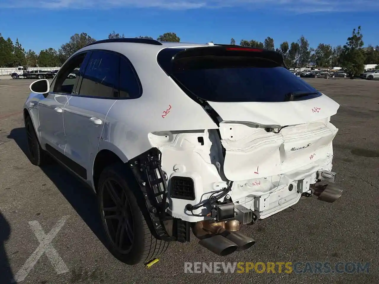 3 Photograph of a damaged car WP1AB2A59LLB37119 PORSCHE MACAN 2020