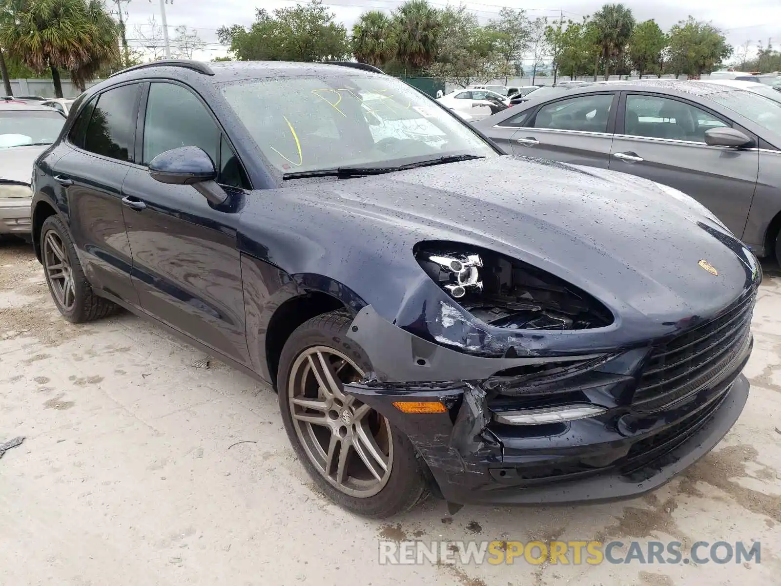 1 Photograph of a damaged car WP1AB2A5XLLB33435 PORSCHE MACAN 2020