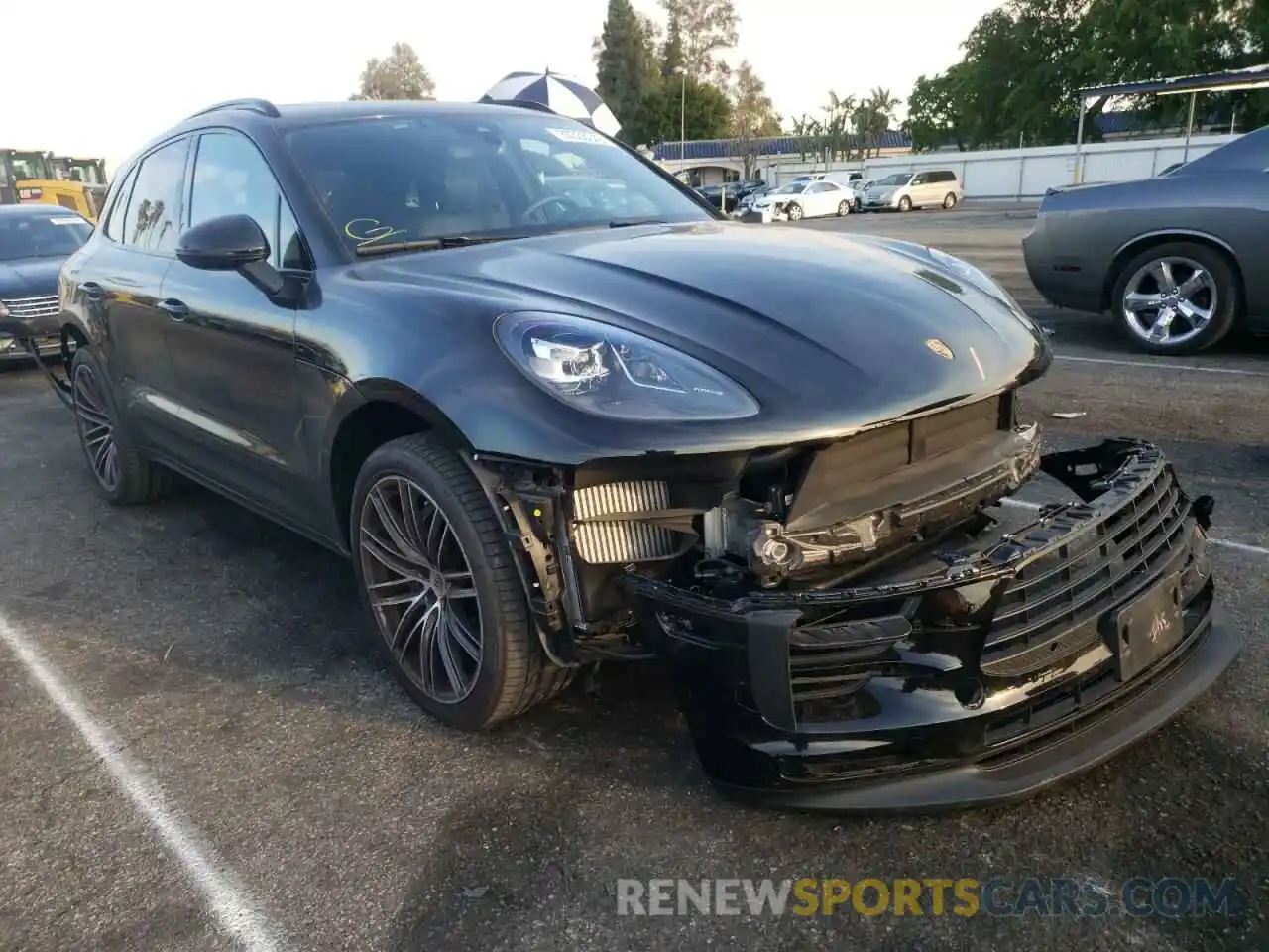 1 Photograph of a damaged car WP1AB2A5XLLB37047 PORSCHE MACAN 2020