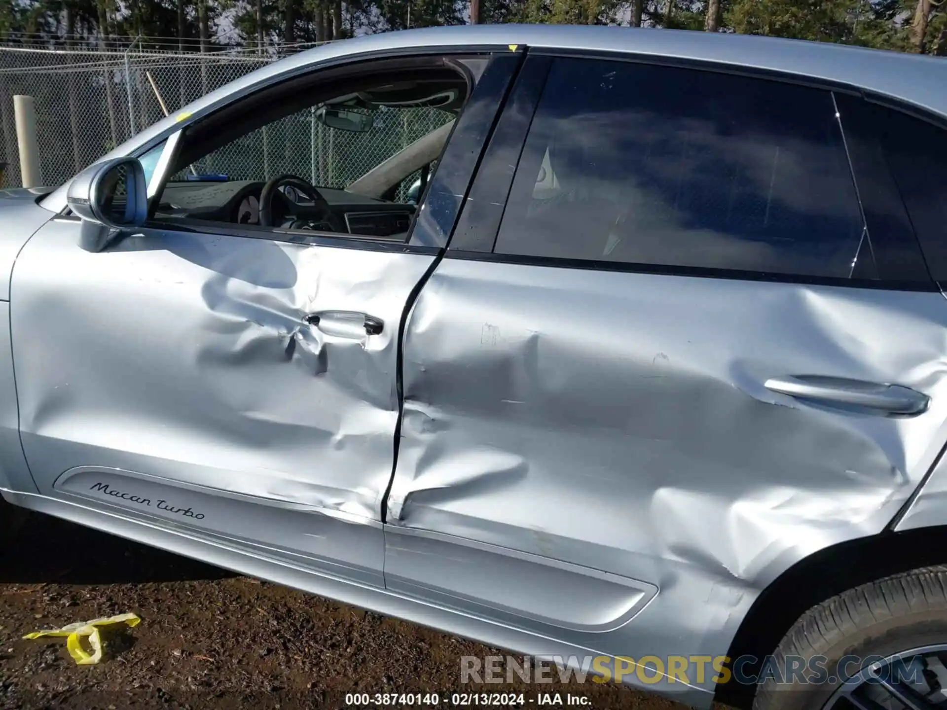 14 Photograph of a damaged car WP1AF2A50LLB60647 PORSCHE MACAN 2020