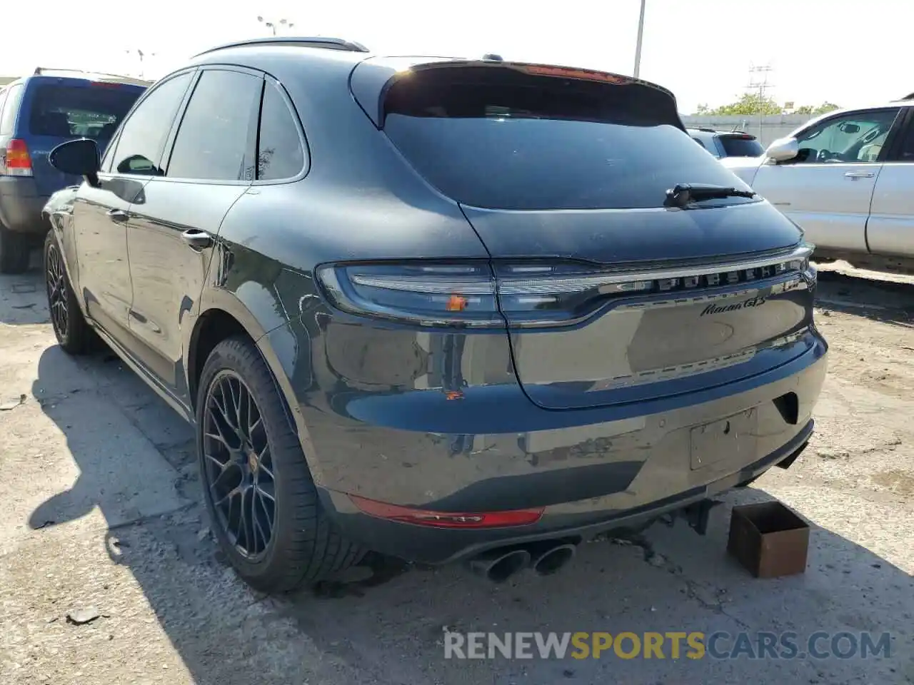 3 Photograph of a damaged car WP1AG2A50LLB55624 PORSCHE MACAN 2020