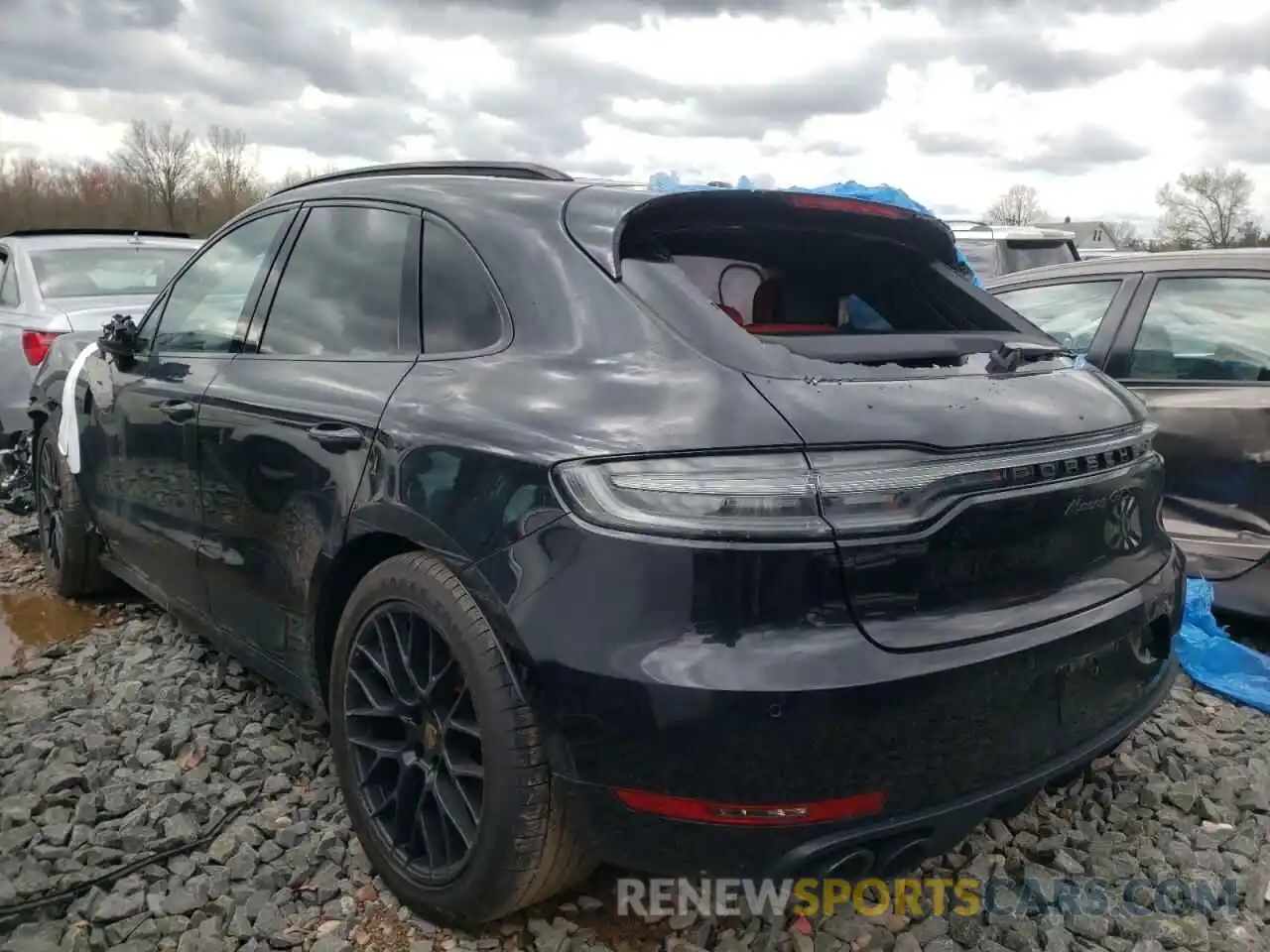 3 Photograph of a damaged car WP1AG2A51LLB55809 PORSCHE MACAN 2020