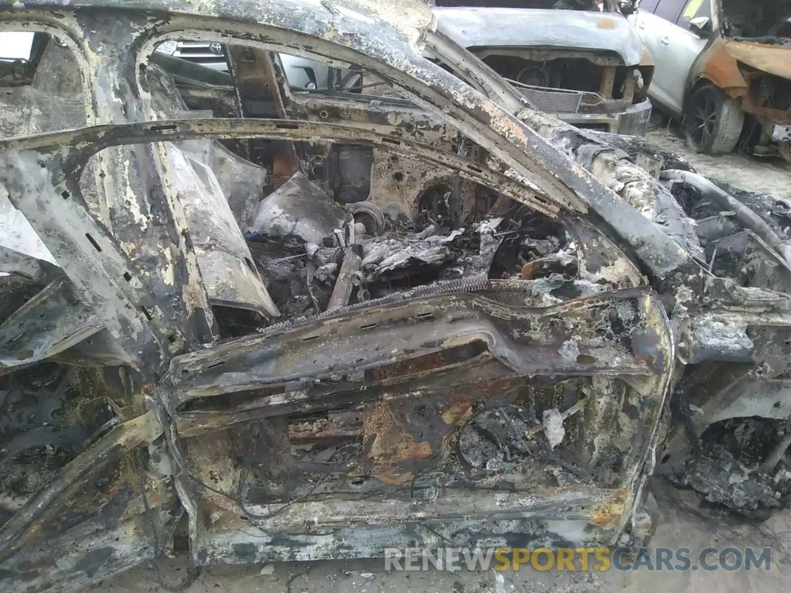 5 Photograph of a damaged car WP1AG2A52LLB56208 PORSCHE MACAN 2020