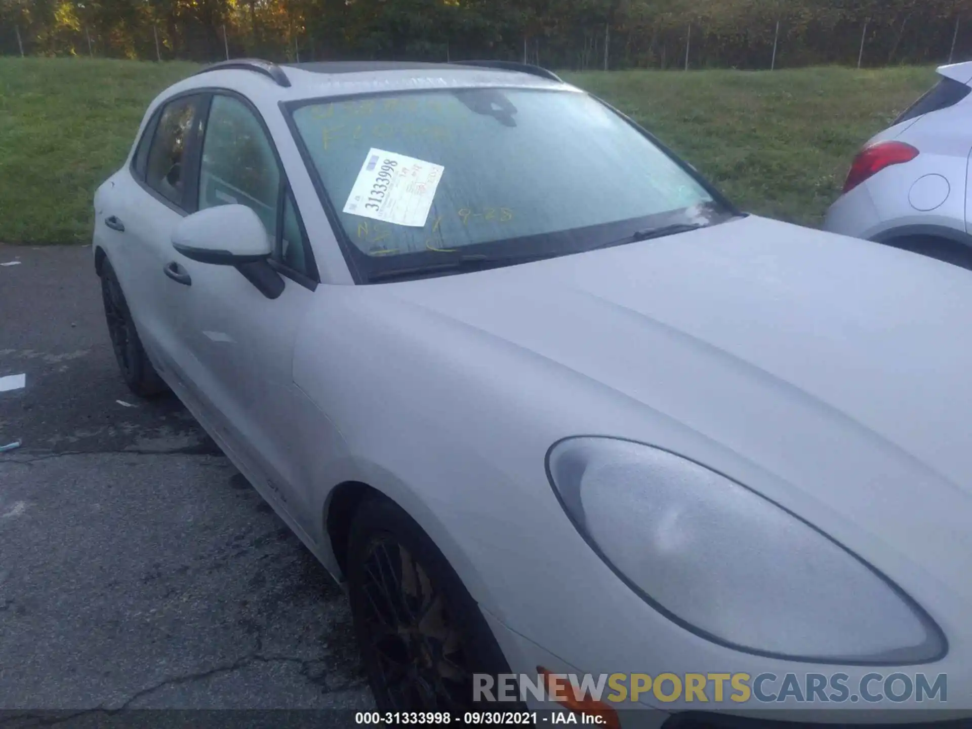 6 Photograph of a damaged car WP1AG2A57LLB55927 PORSCHE MACAN 2020