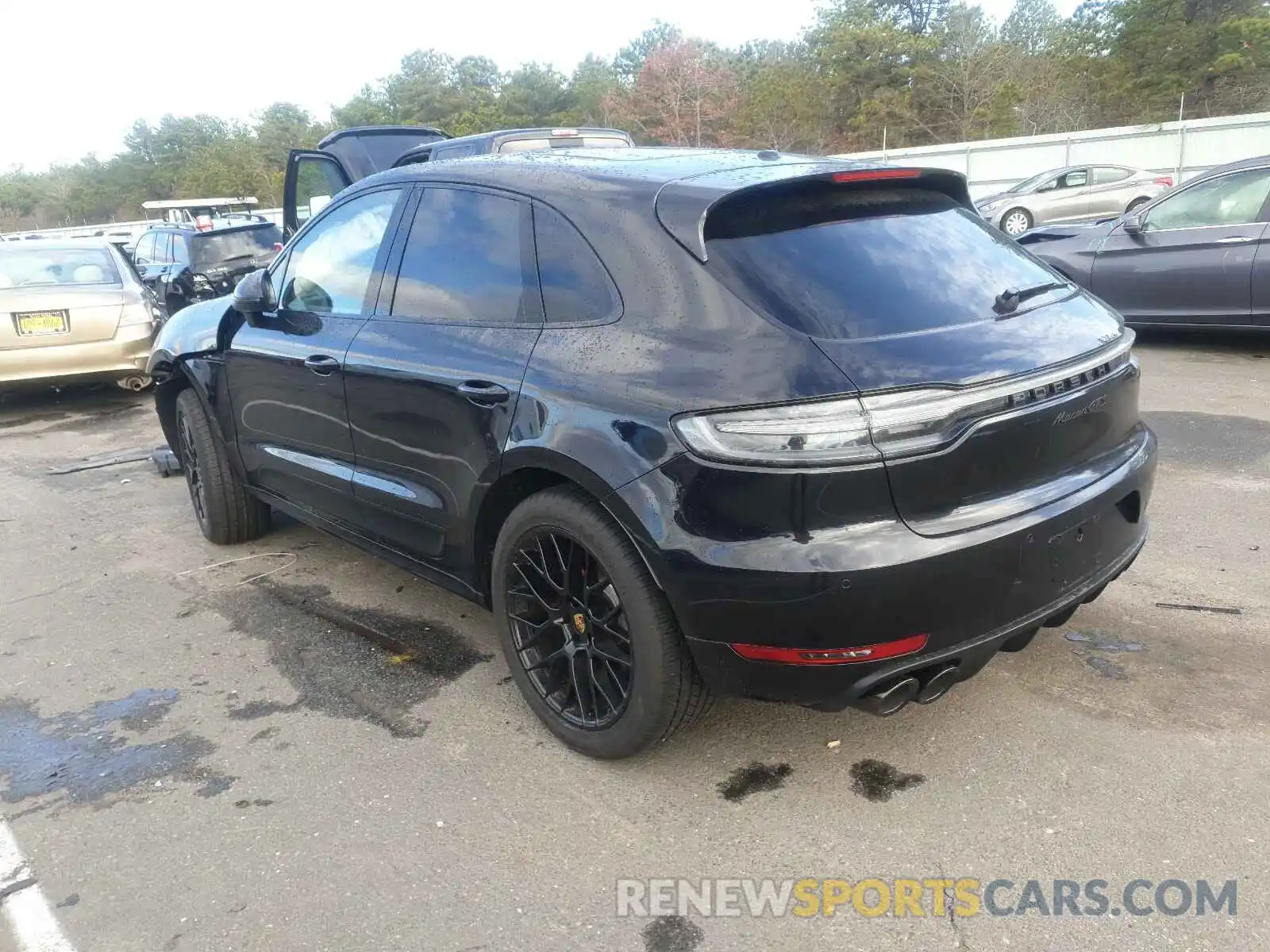 3 Photograph of a damaged car WP1AG2A57LLB56298 PORSCHE MACAN 2020