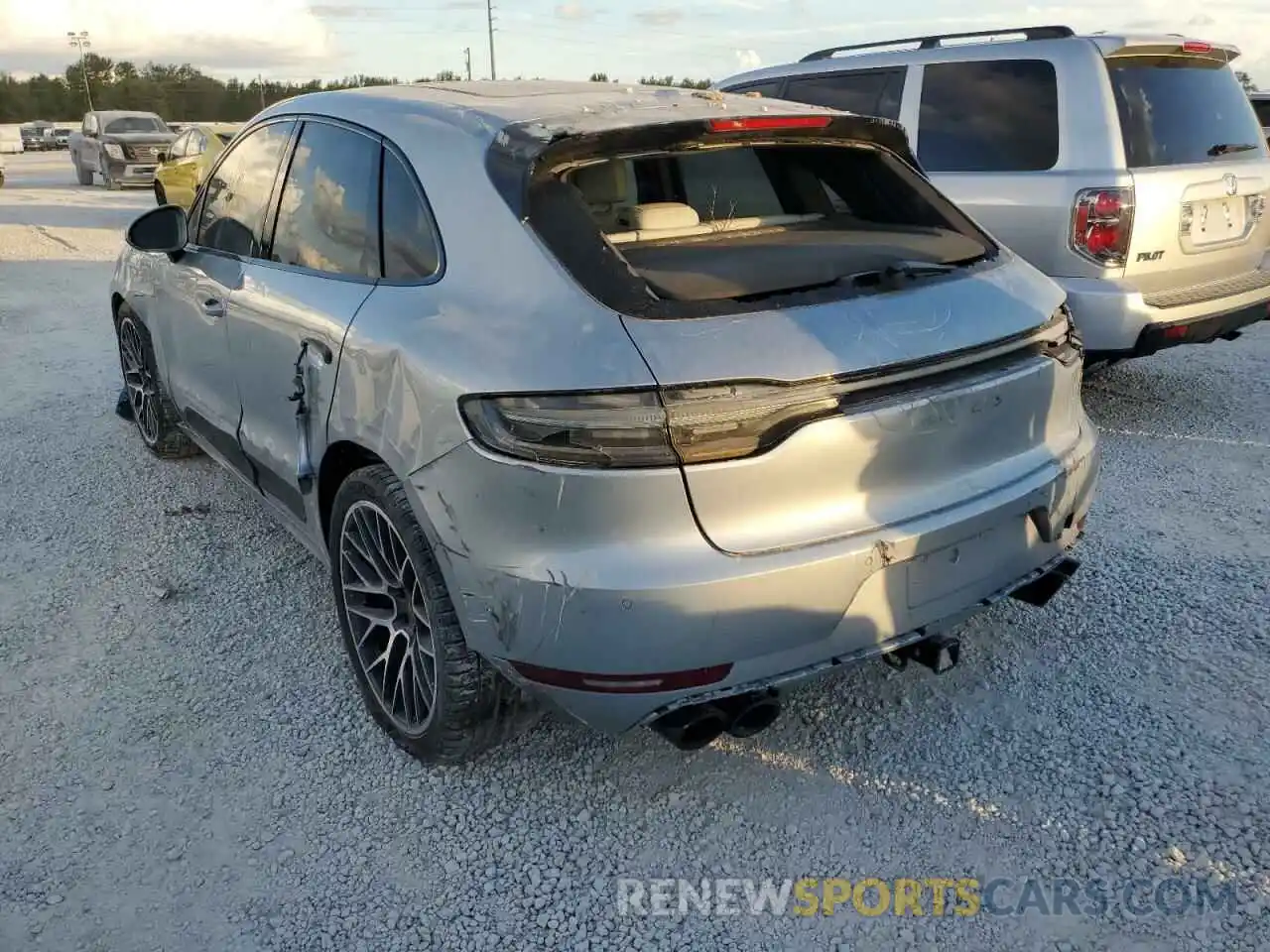 3 Photograph of a damaged car WP1AG2A59LLB55783 PORSCHE MACAN 2020