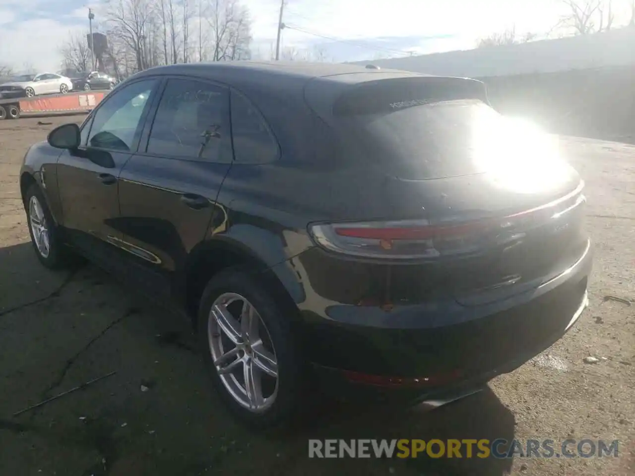 3 Photograph of a damaged car WP1AA2A50MLB01548 PORSCHE MACAN 2021