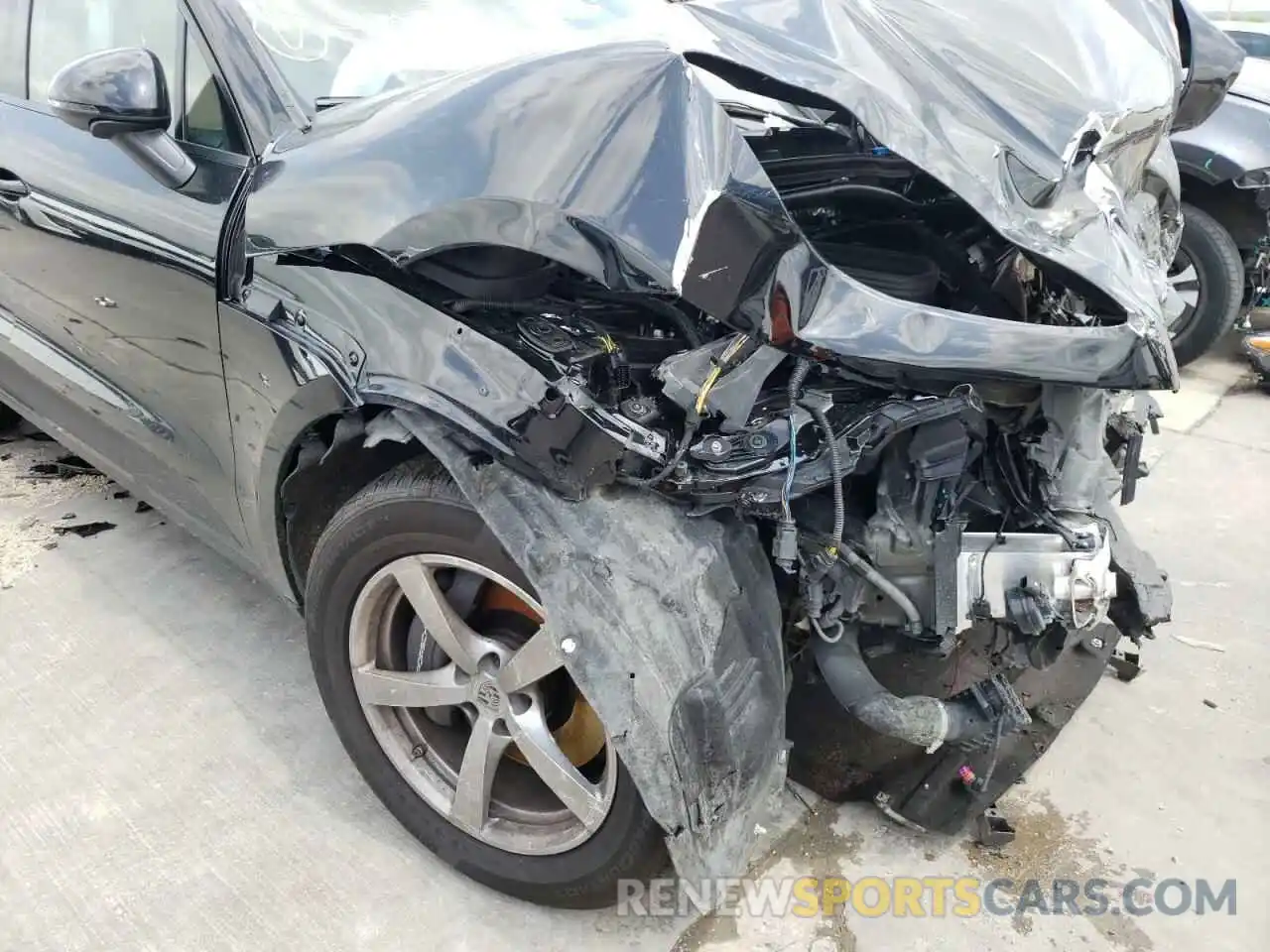 9 Photograph of a damaged car WP1AA2A50MLB03915 PORSCHE MACAN 2021