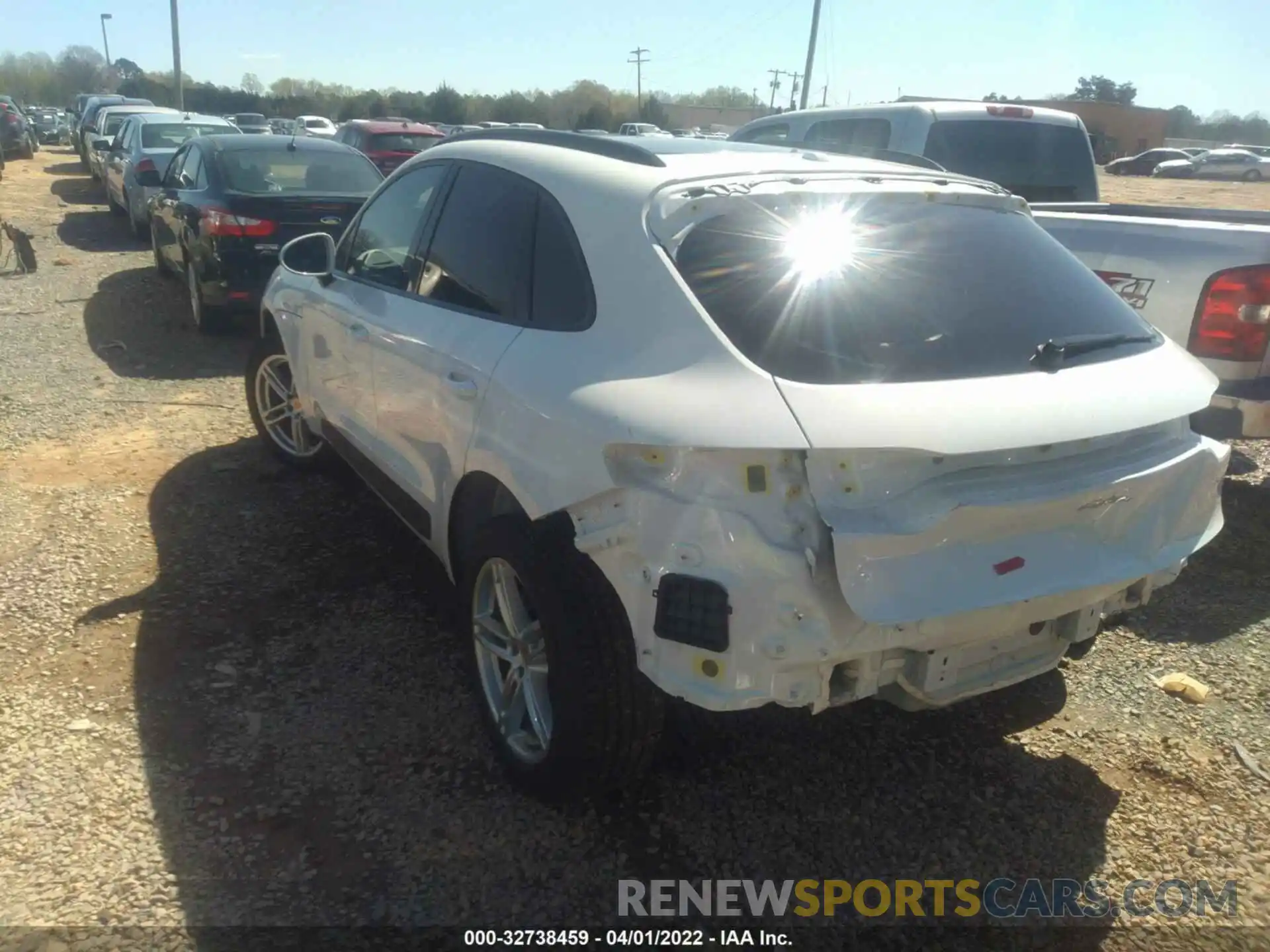 3 Photograph of a damaged car WP1AA2A51MLB16432 PORSCHE MACAN 2021