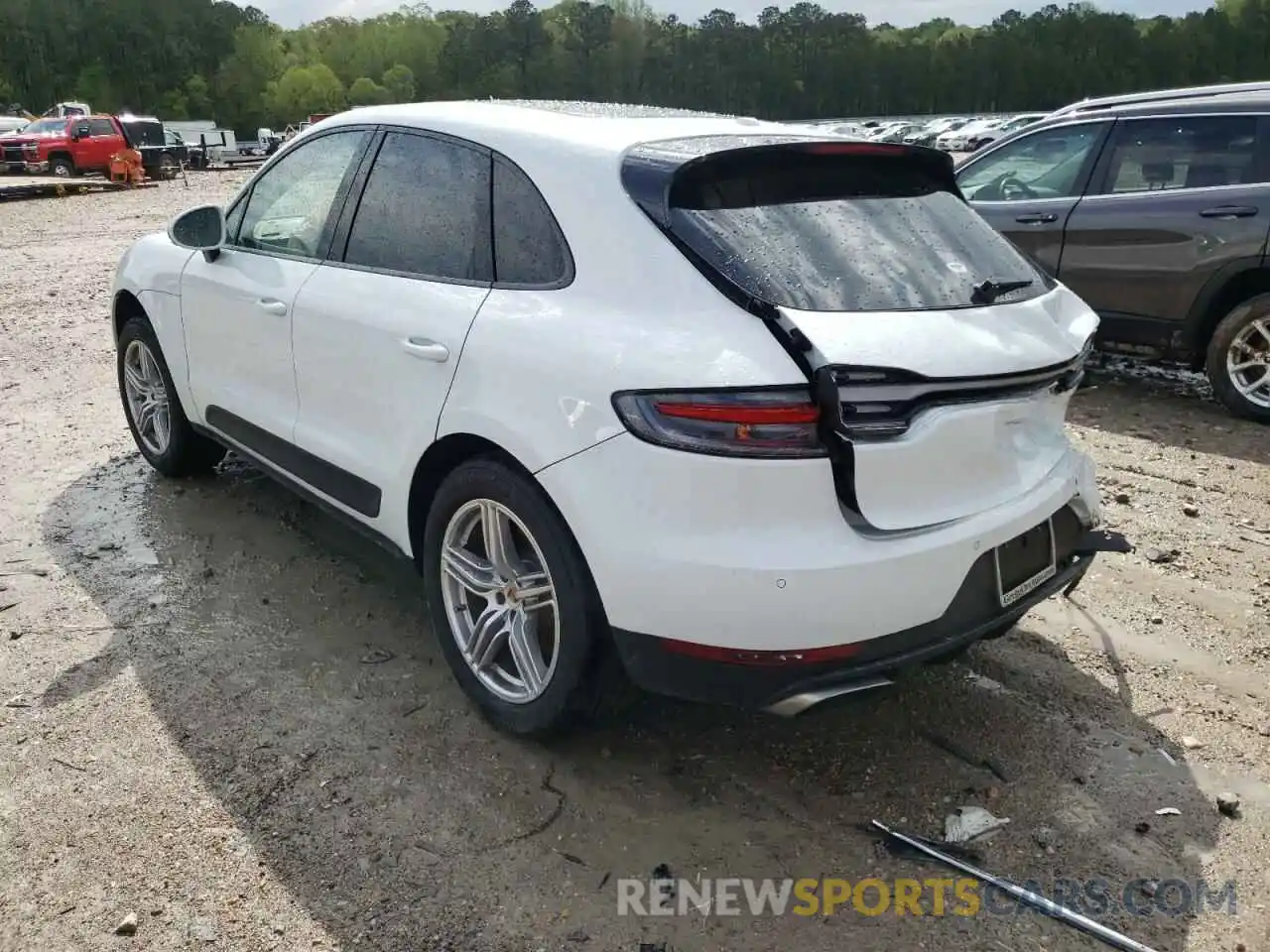 3 Photograph of a damaged car WP1AA2A51MLB17208 PORSCHE MACAN 2021