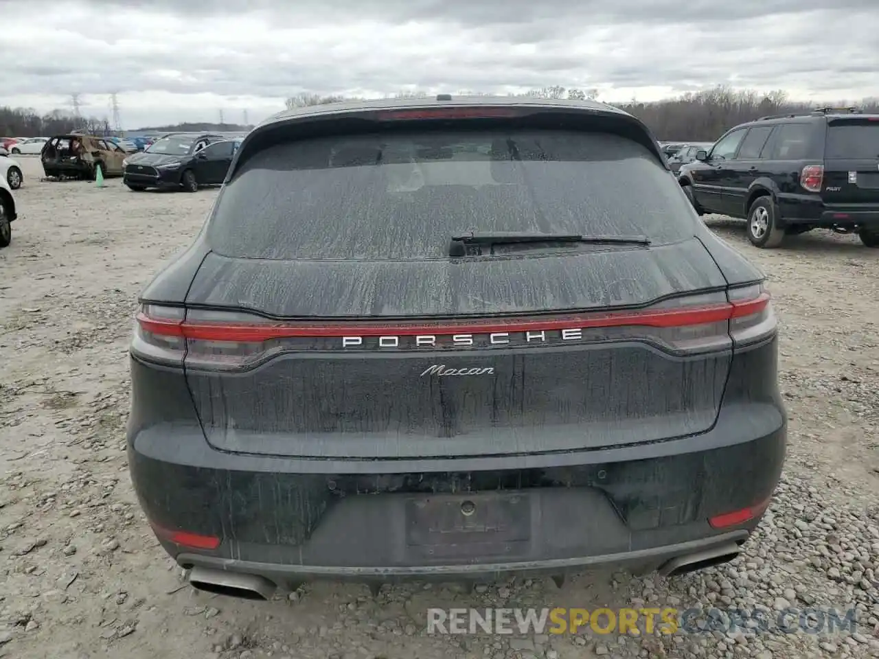 6 Photograph of a damaged car WP1AA2A52MLB07190 PORSCHE MACAN 2021