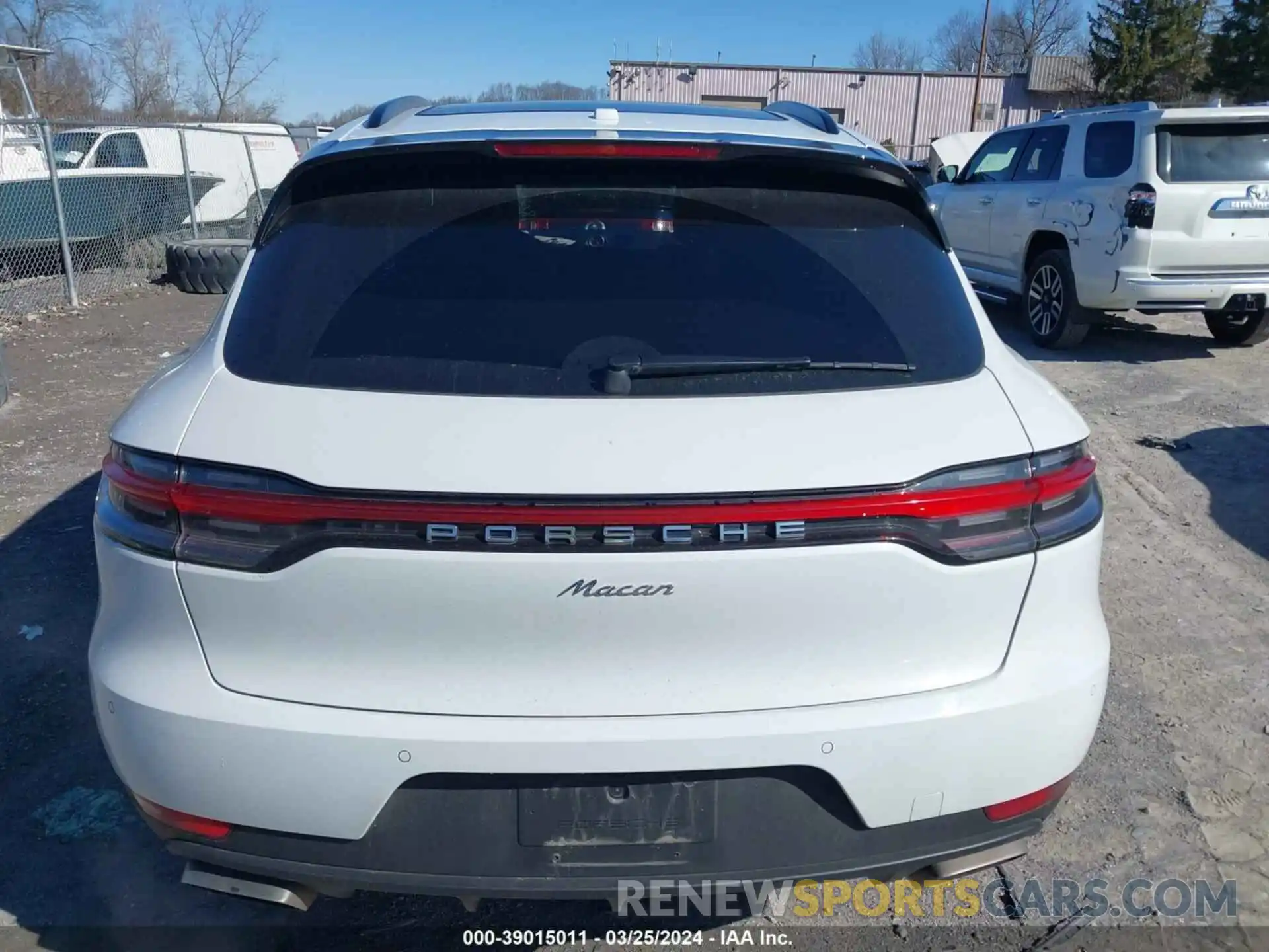 16 Photograph of a damaged car WP1AA2A52MLB18190 PORSCHE MACAN 2021