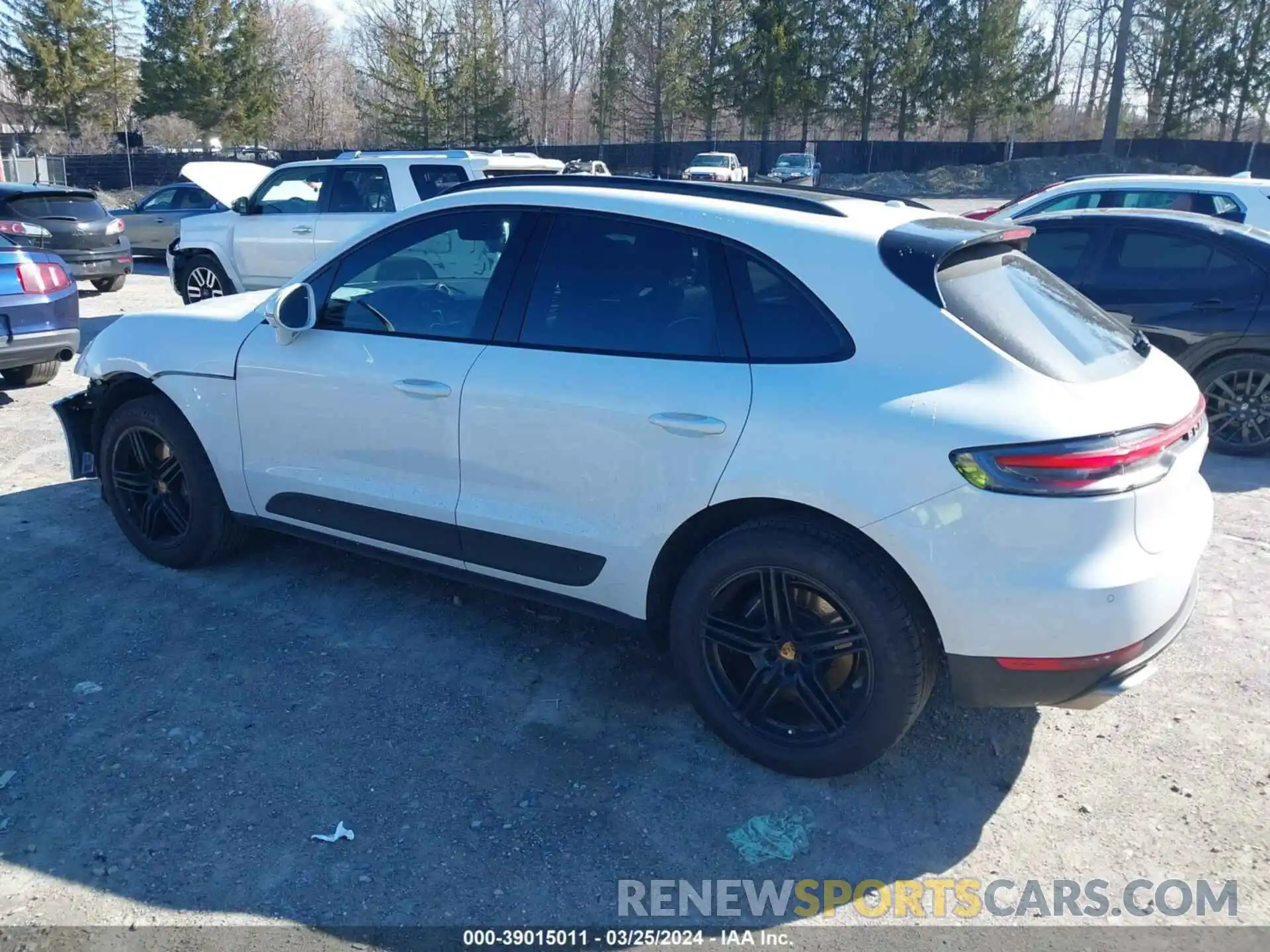 3 Photograph of a damaged car WP1AA2A52MLB18190 PORSCHE MACAN 2021