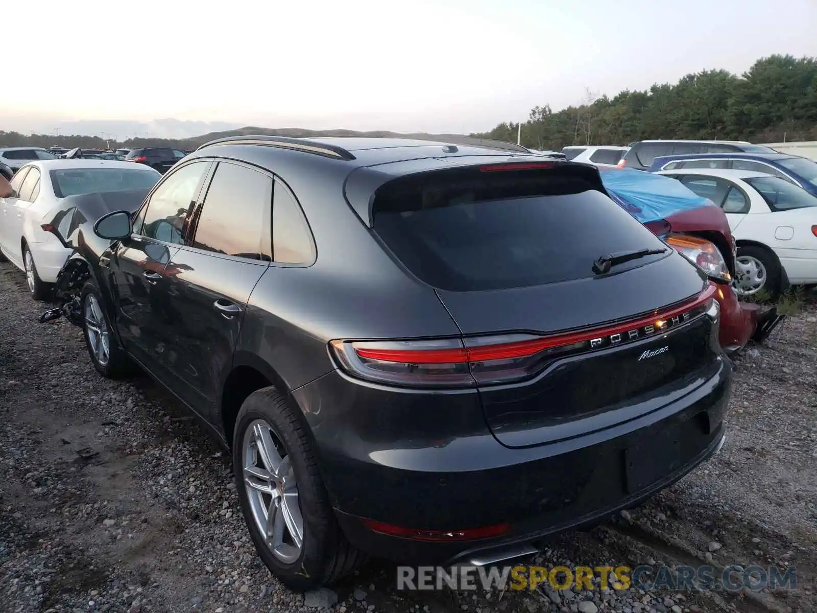 3 Photograph of a damaged car WP1AA2A53MLB06873 PORSCHE MACAN 2021