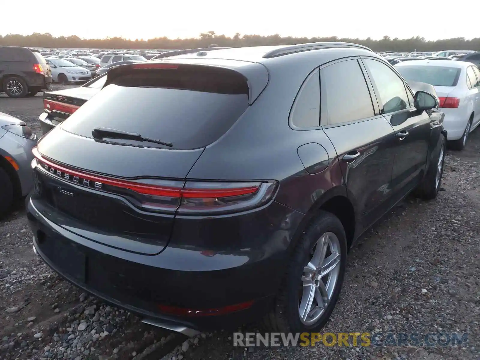 4 Photograph of a damaged car WP1AA2A53MLB06873 PORSCHE MACAN 2021