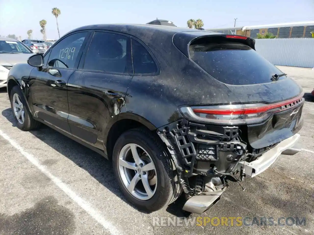 3 Photograph of a damaged car WP1AA2A54MLB01665 PORSCHE MACAN 2021