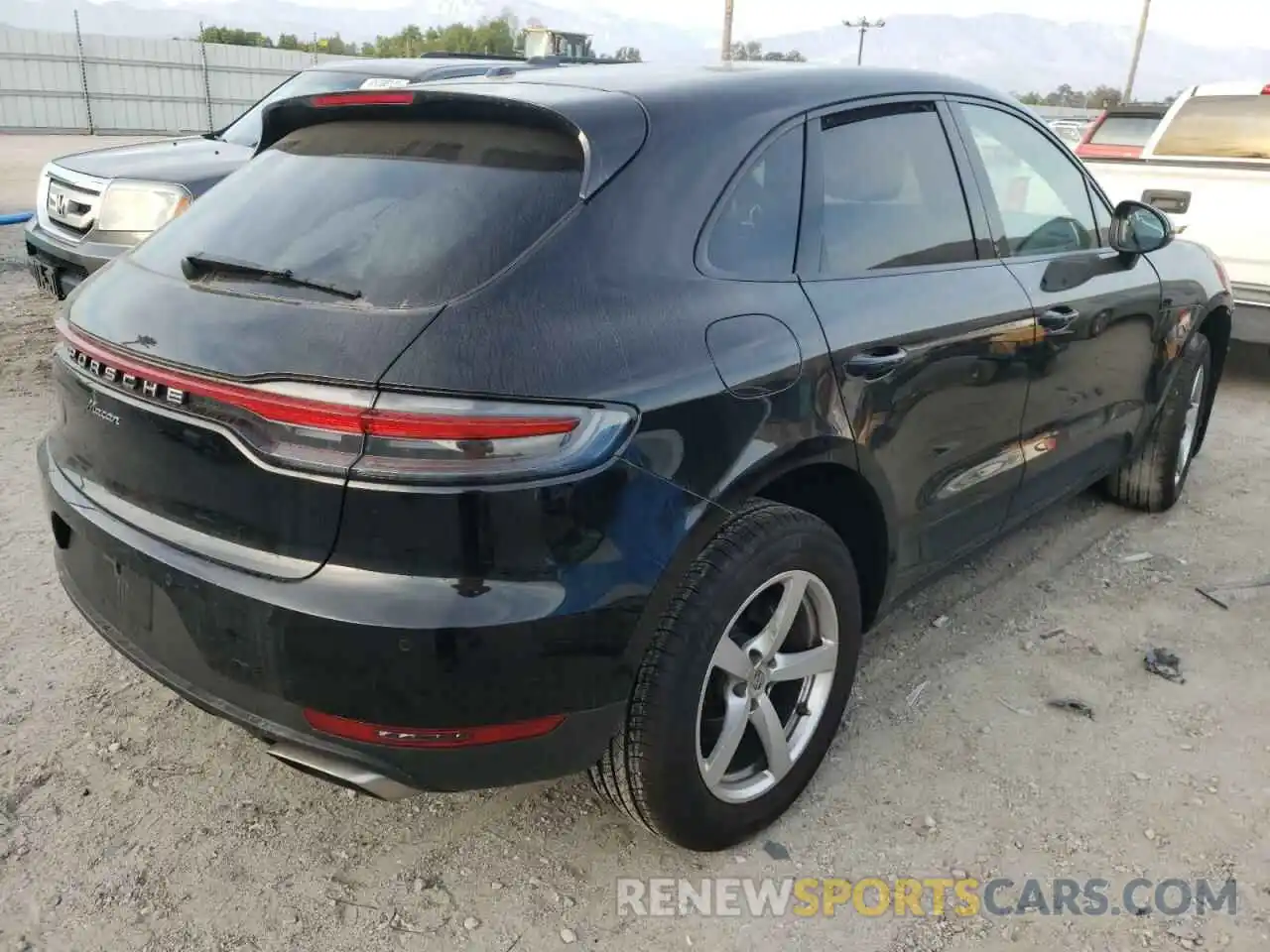 4 Photograph of a damaged car WP1AA2A55MLB00718 PORSCHE MACAN 2021