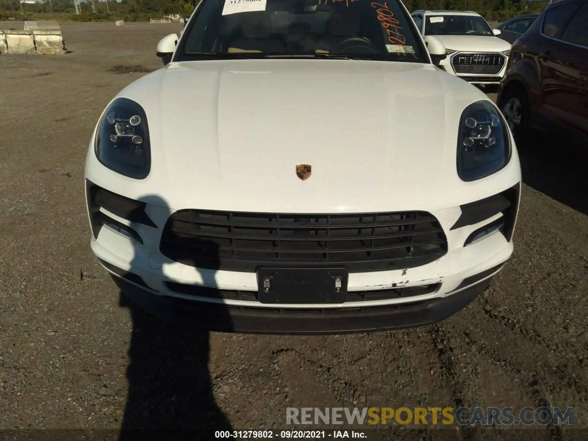 6 Photograph of a damaged car WP1AA2A55MLB05000 PORSCHE MACAN 2021