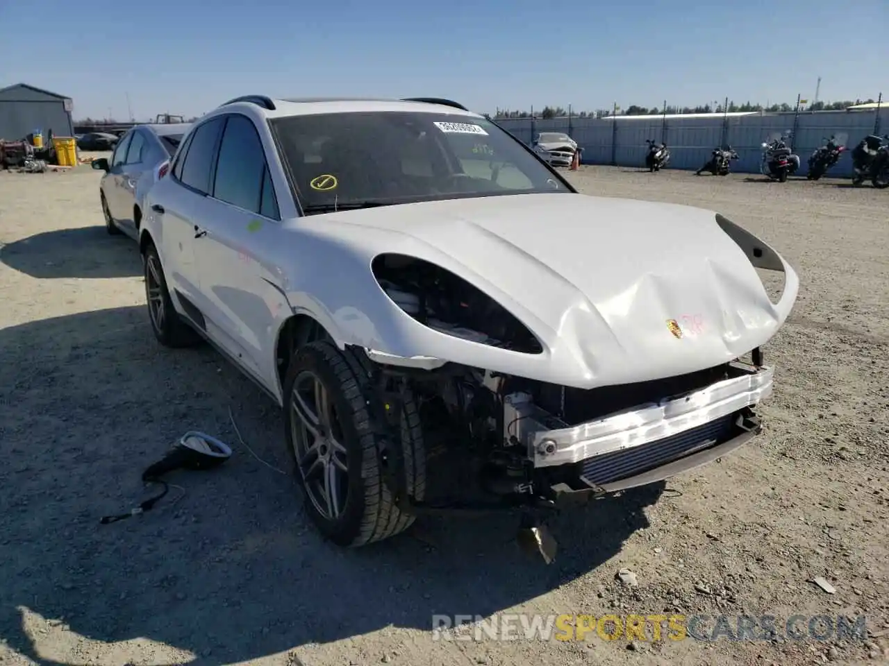 1 Photograph of a damaged car WP1AA2A55MLB10570 PORSCHE MACAN 2021