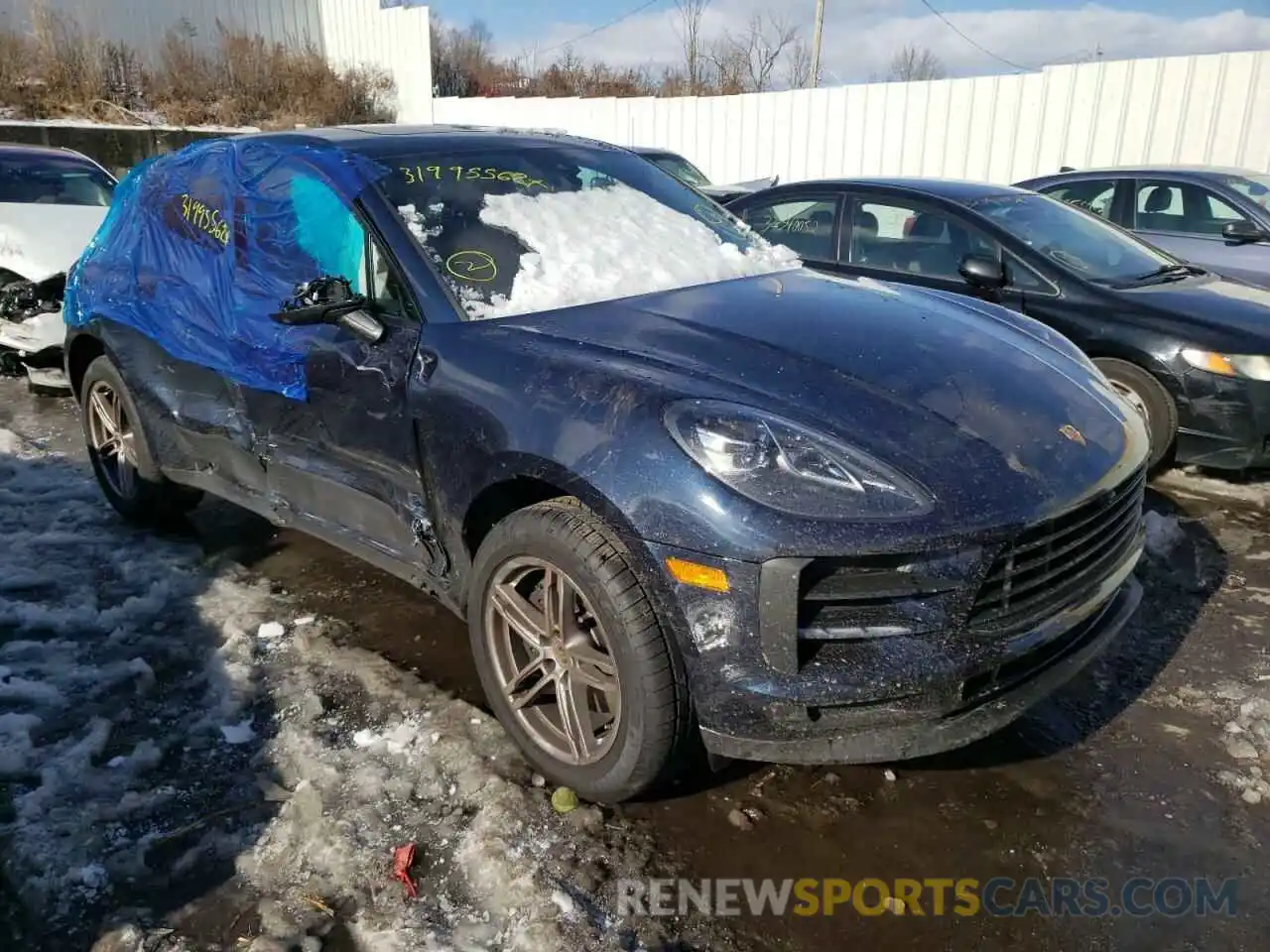 1 Photograph of a damaged car WP1AA2A55MLB17356 PORSCHE MACAN 2021