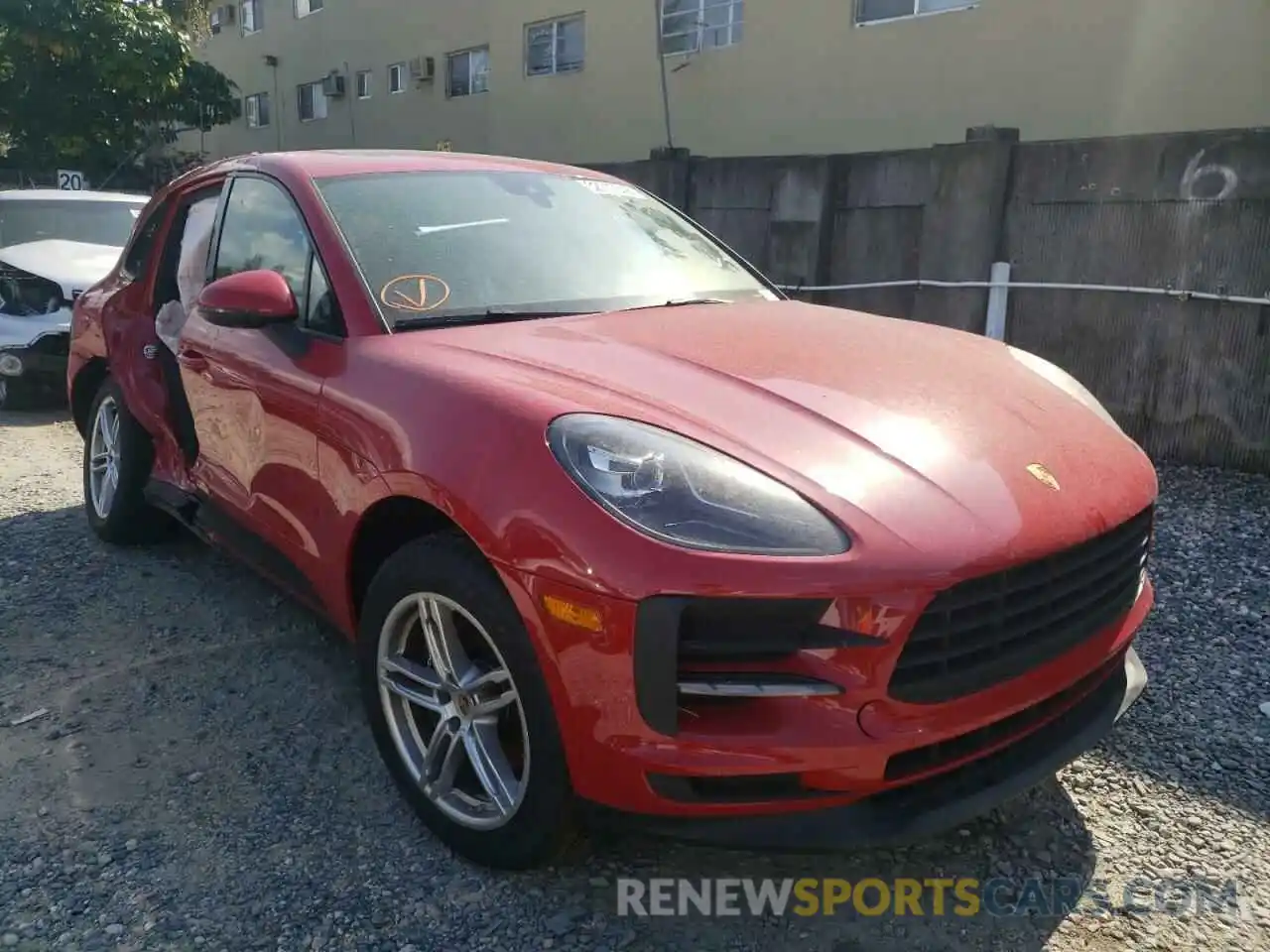 1 Photograph of a damaged car WP1AA2A56MLB08620 PORSCHE MACAN 2021