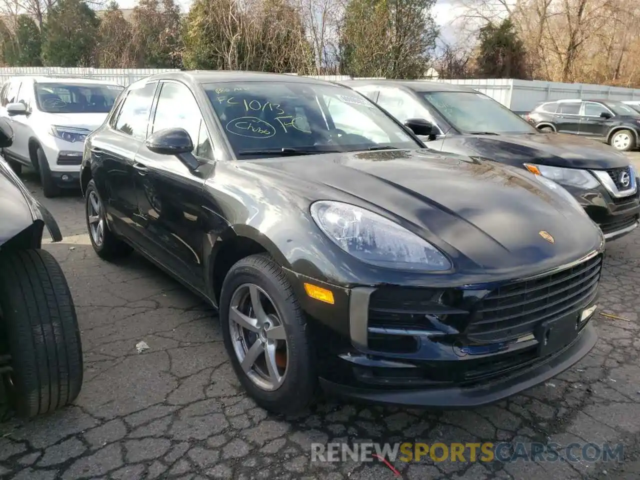 1 Photograph of a damaged car WP1AA2A56MLB11159 PORSCHE MACAN 2021