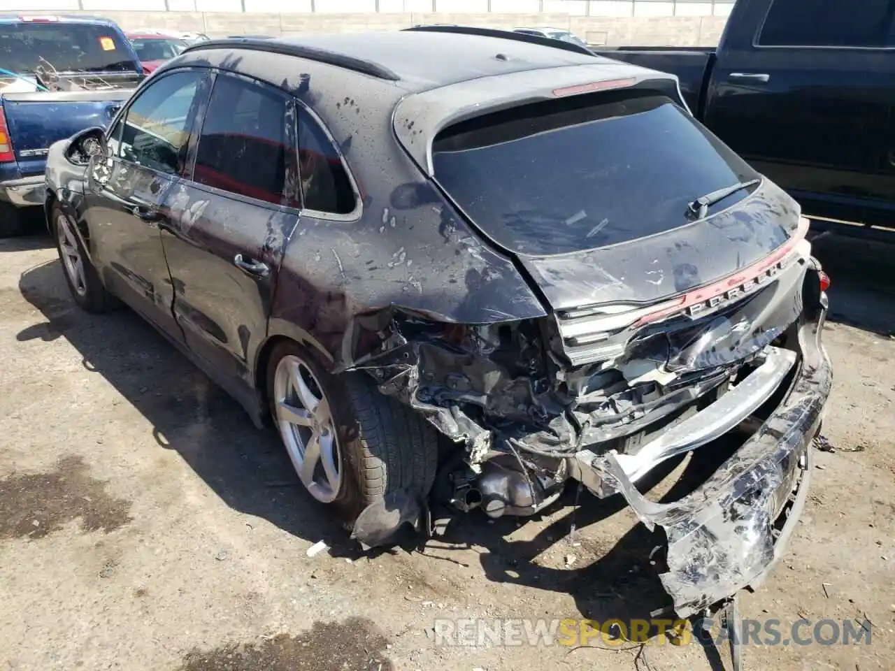 3 Photograph of a damaged car WP1AA2A56MLB13915 PORSCHE MACAN 2021