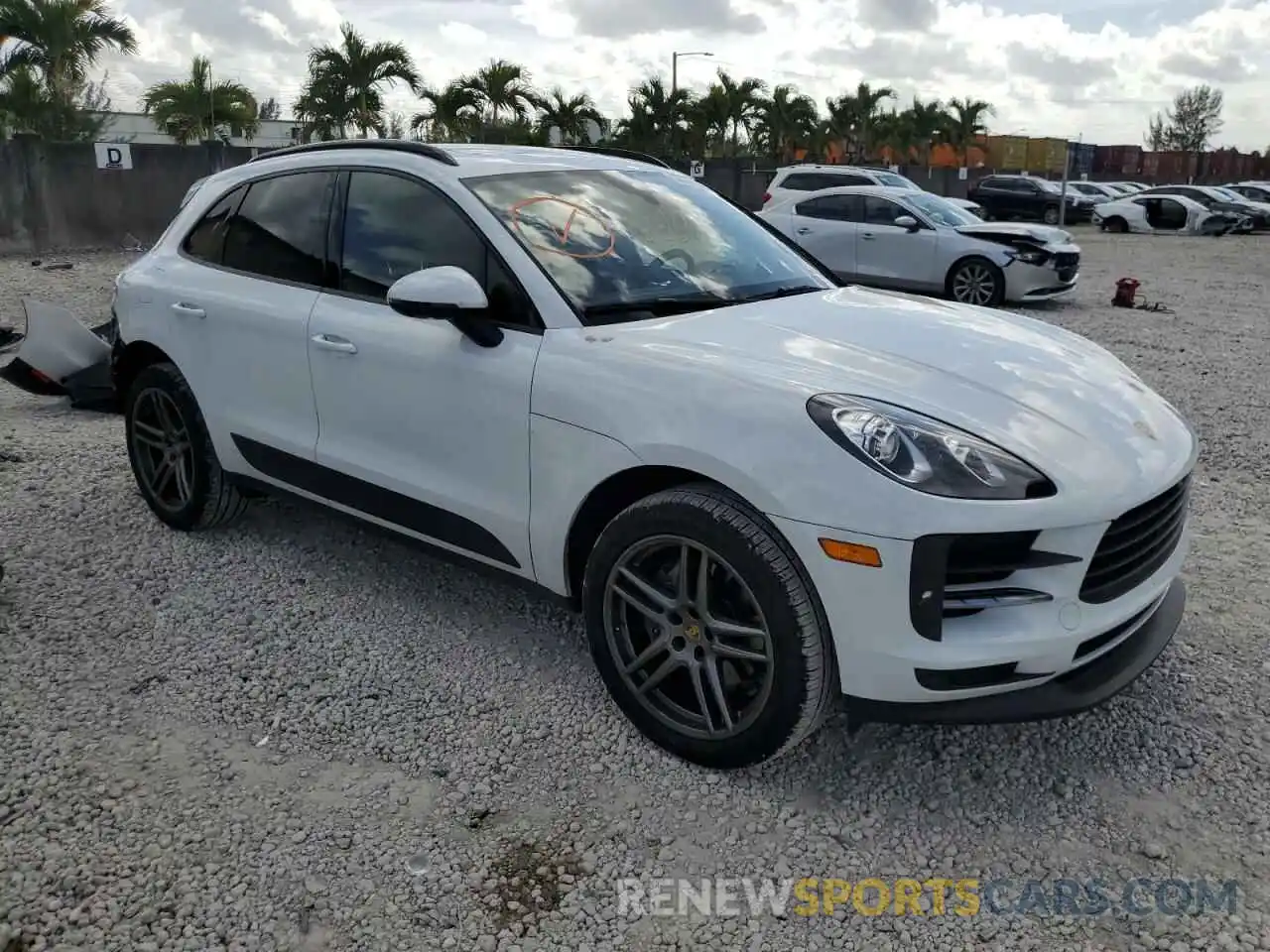 4 Photograph of a damaged car WP1AA2A56MLB15485 PORSCHE MACAN 2021