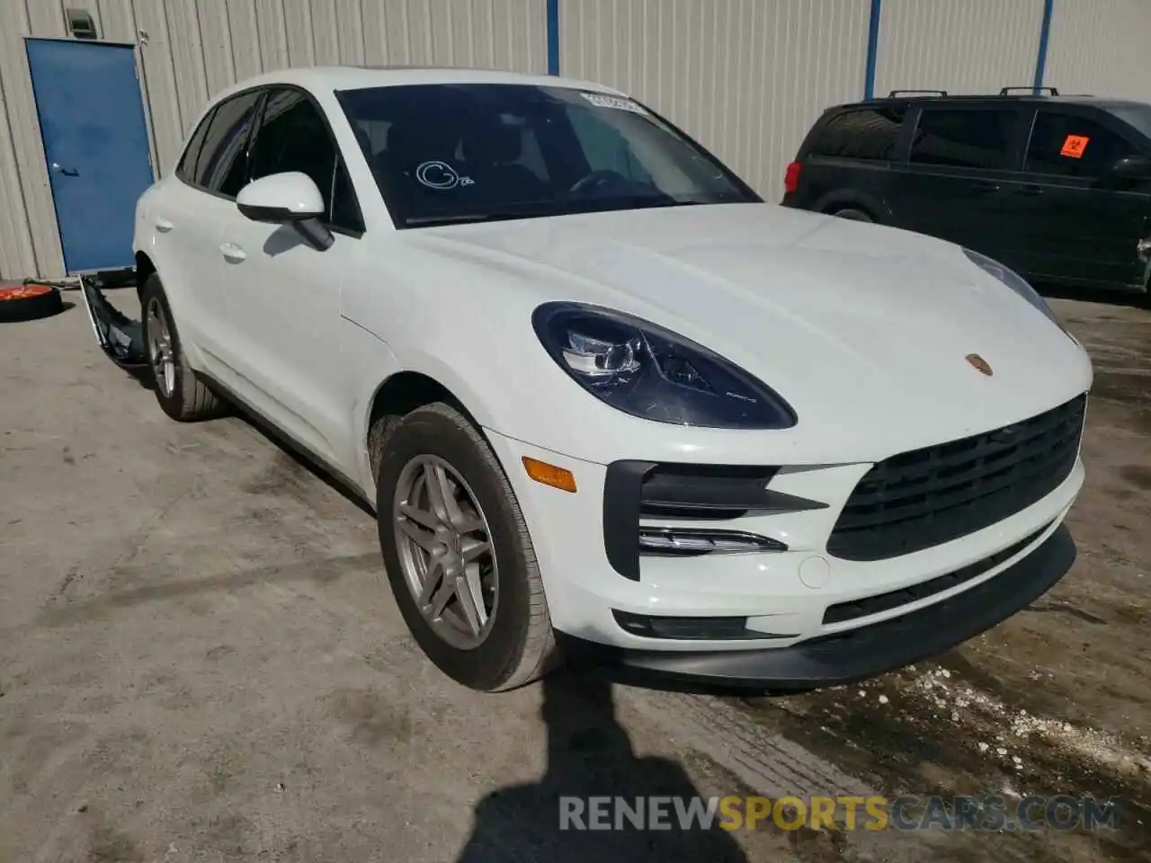 1 Photograph of a damaged car WP1AA2A57MLB00249 PORSCHE MACAN 2021