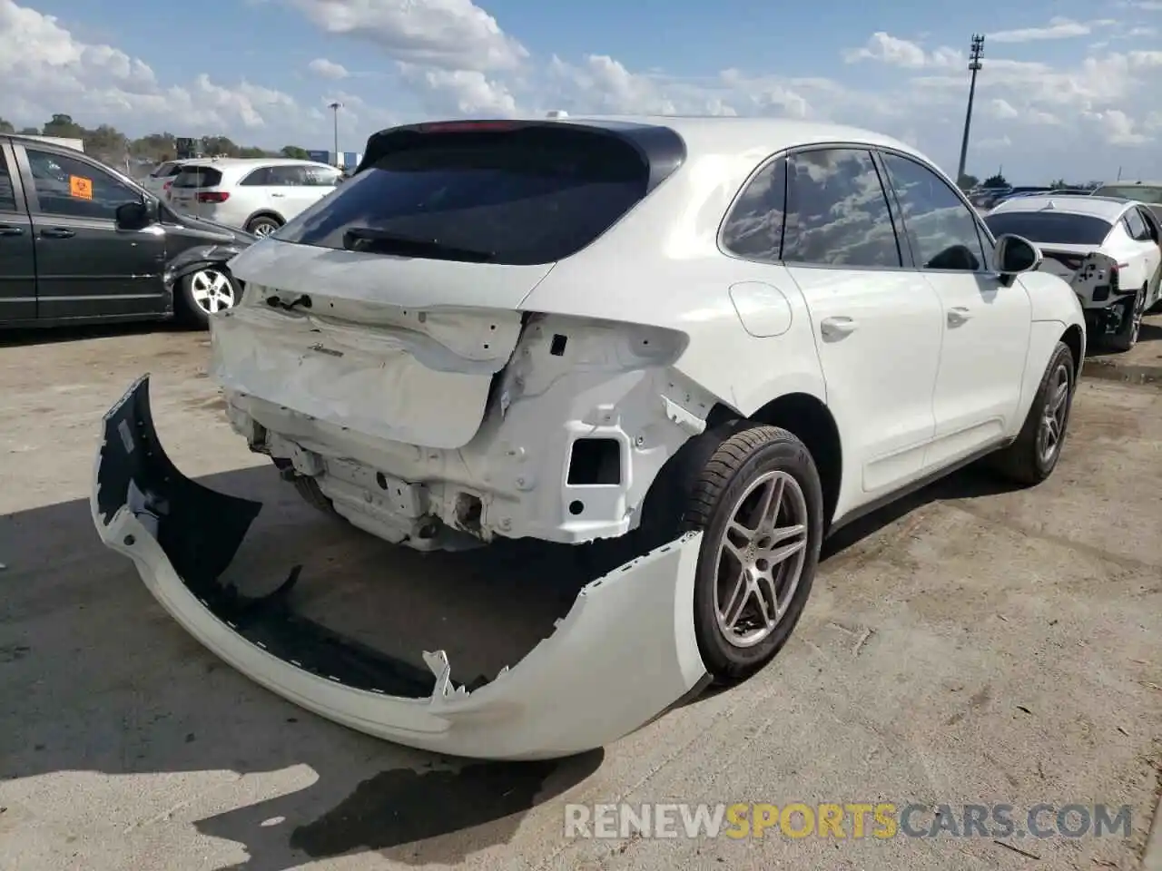 4 Photograph of a damaged car WP1AA2A57MLB00249 PORSCHE MACAN 2021