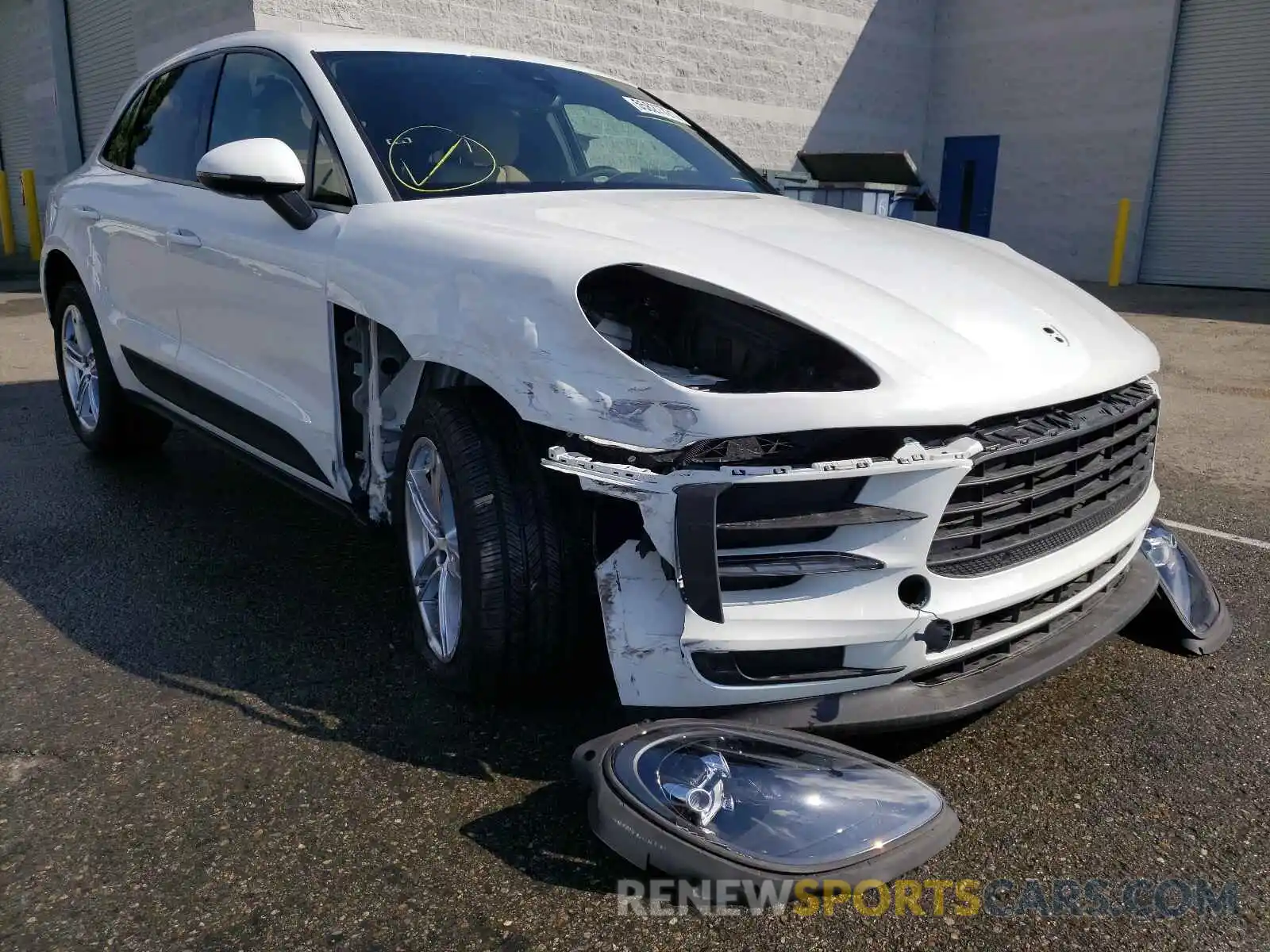 1 Photograph of a damaged car WP1AA2A58MLB04603 PORSCHE MACAN 2021