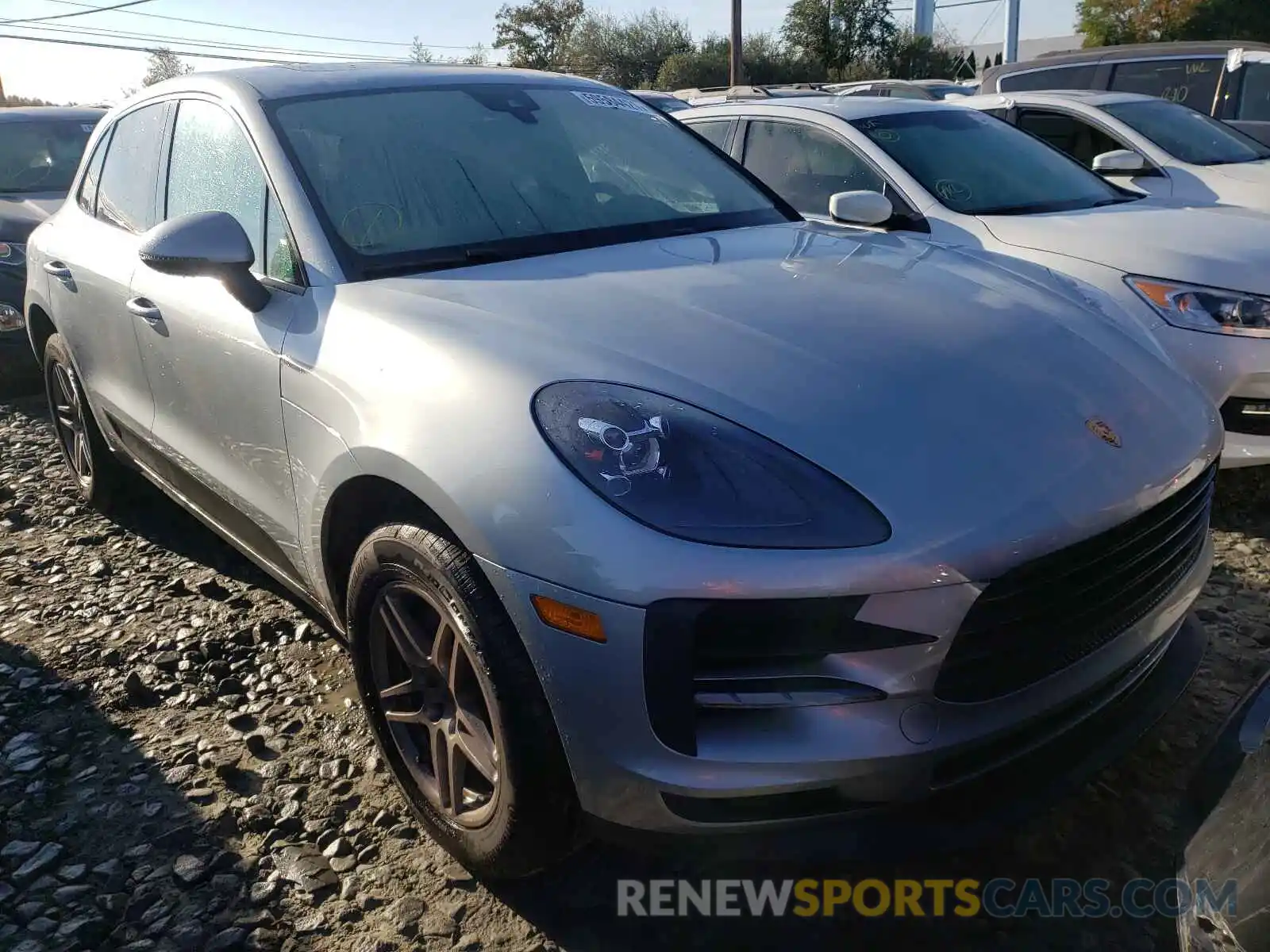 1 Photograph of a damaged car WP1AA2A58MLB05282 PORSCHE MACAN 2021