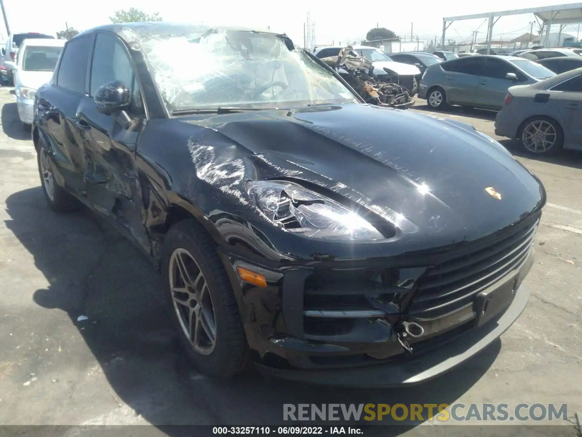 1 Photograph of a damaged car WP1AA2A58MLB08022 PORSCHE MACAN 2021