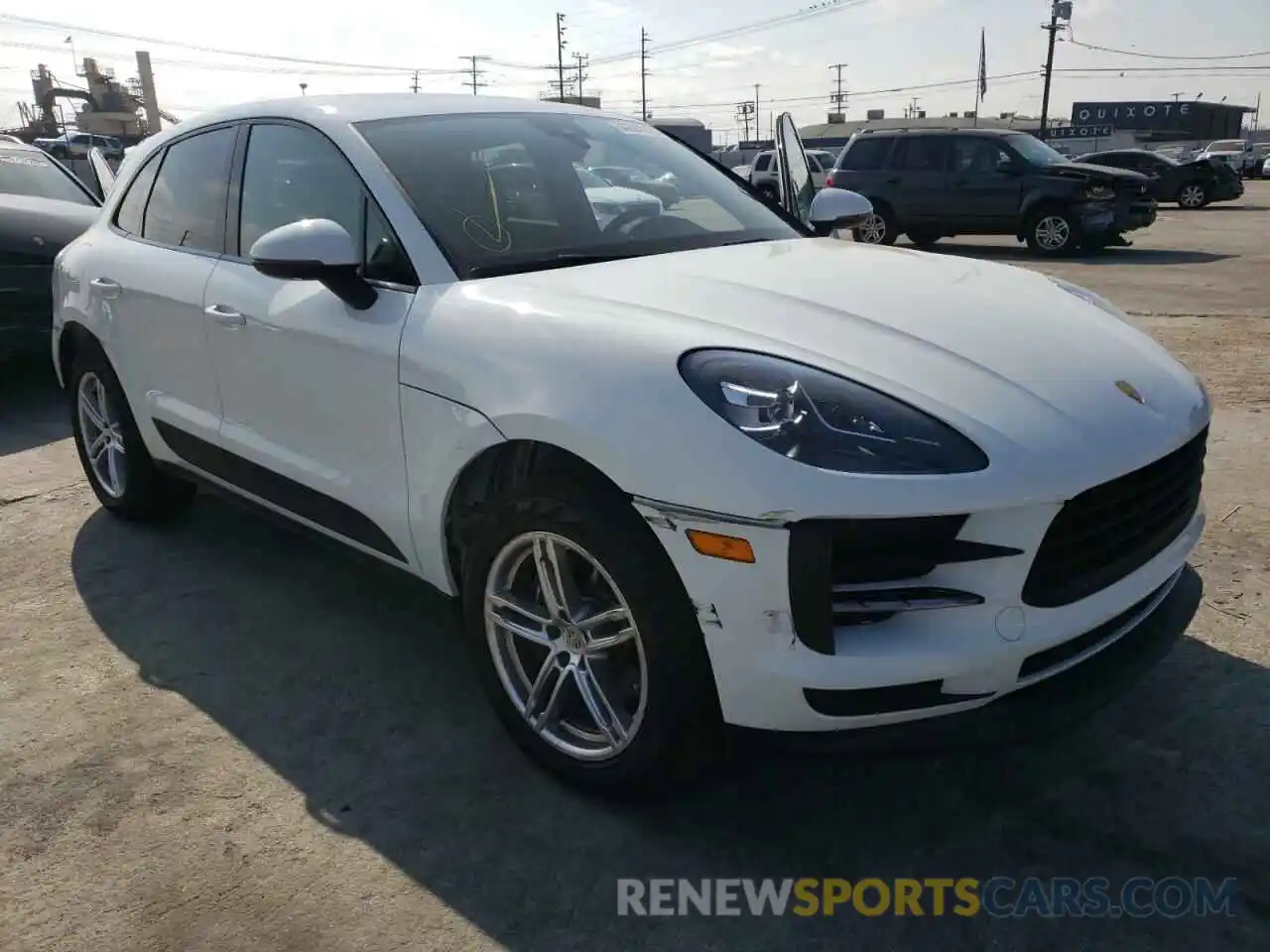 1 Photograph of a damaged car WP1AA2A58MLB09123 PORSCHE MACAN 2021