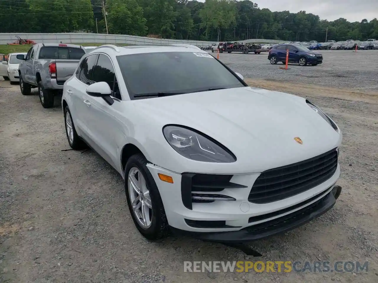 1 Photograph of a damaged car WP1AA2A58MLB09428 PORSCHE MACAN 2021