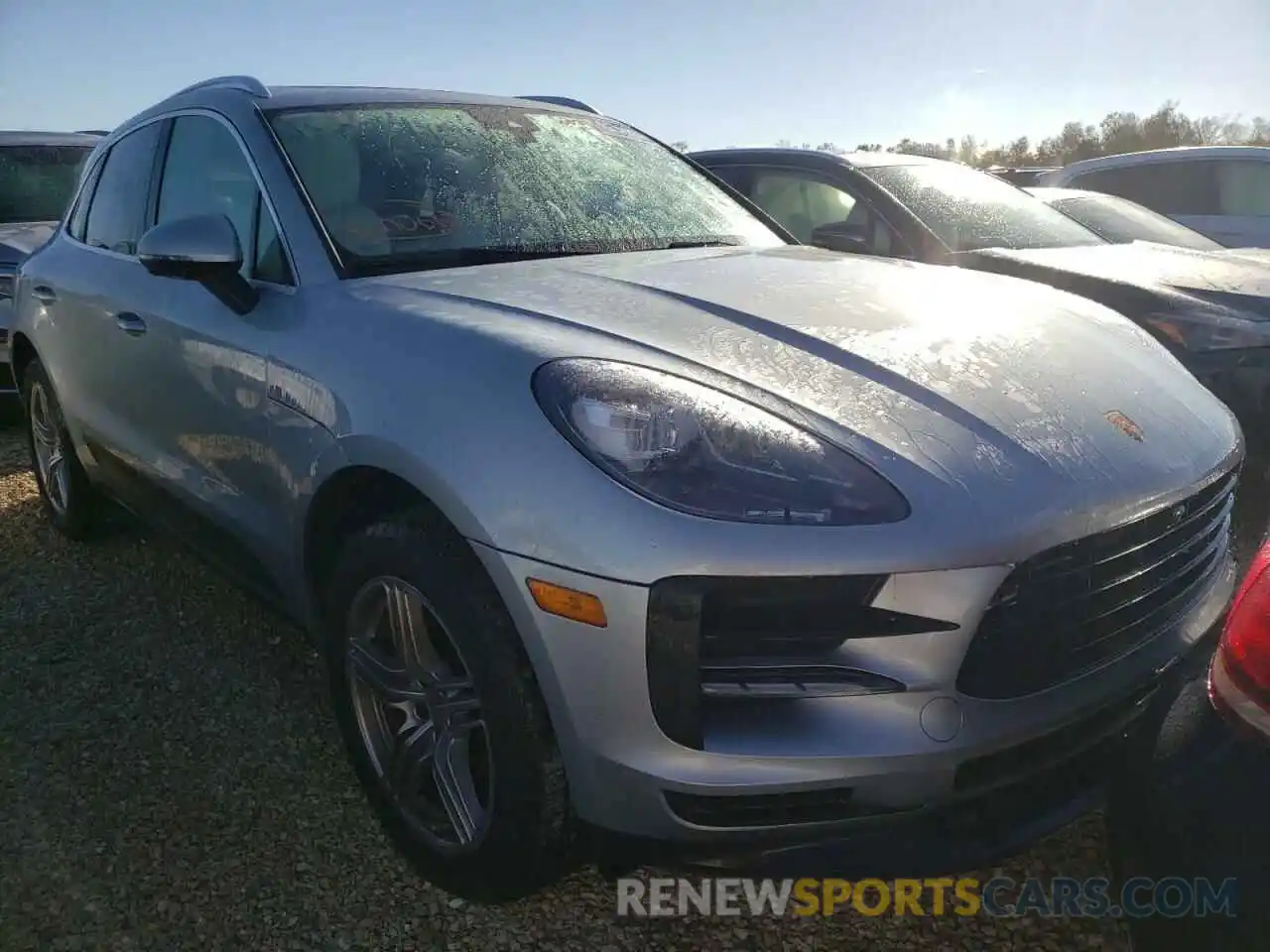 1 Photograph of a damaged car WP1AA2A58MLB11440 PORSCHE MACAN 2021