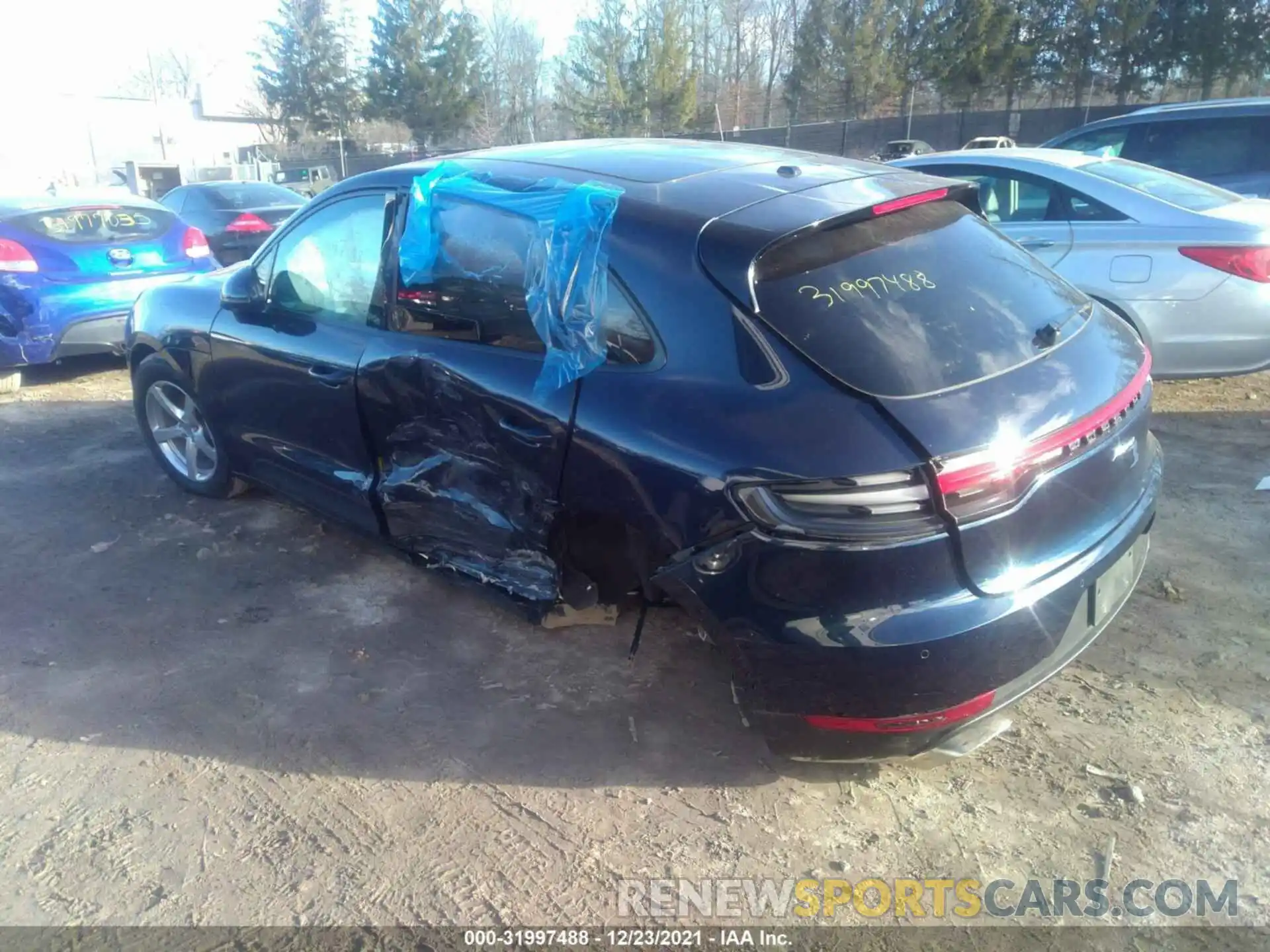 3 Photograph of a damaged car WP1AA2A5XMLB10984 PORSCHE MACAN 2021