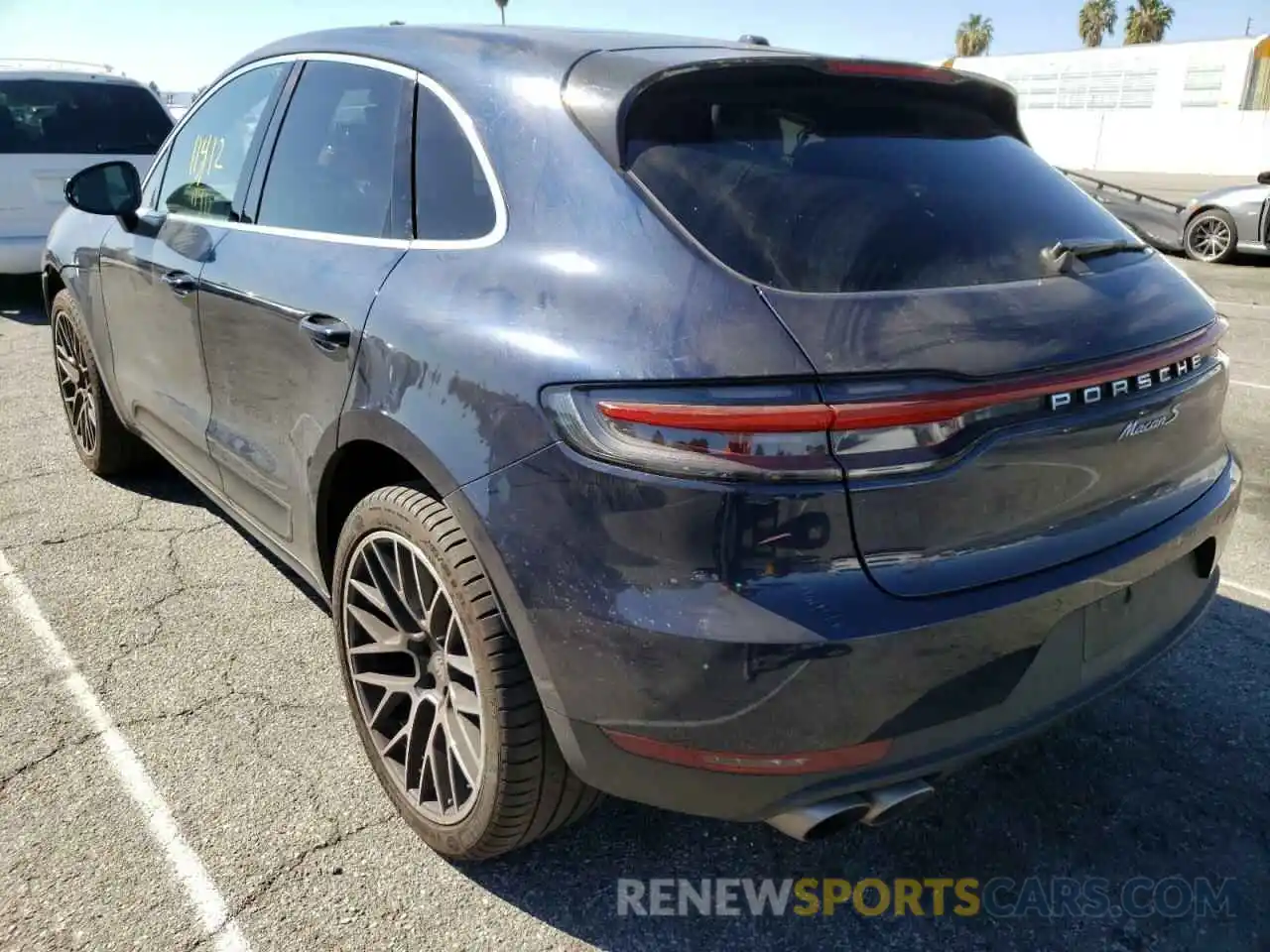 3 Photograph of a damaged car WP1AB2A50MLB31369 PORSCHE MACAN 2021