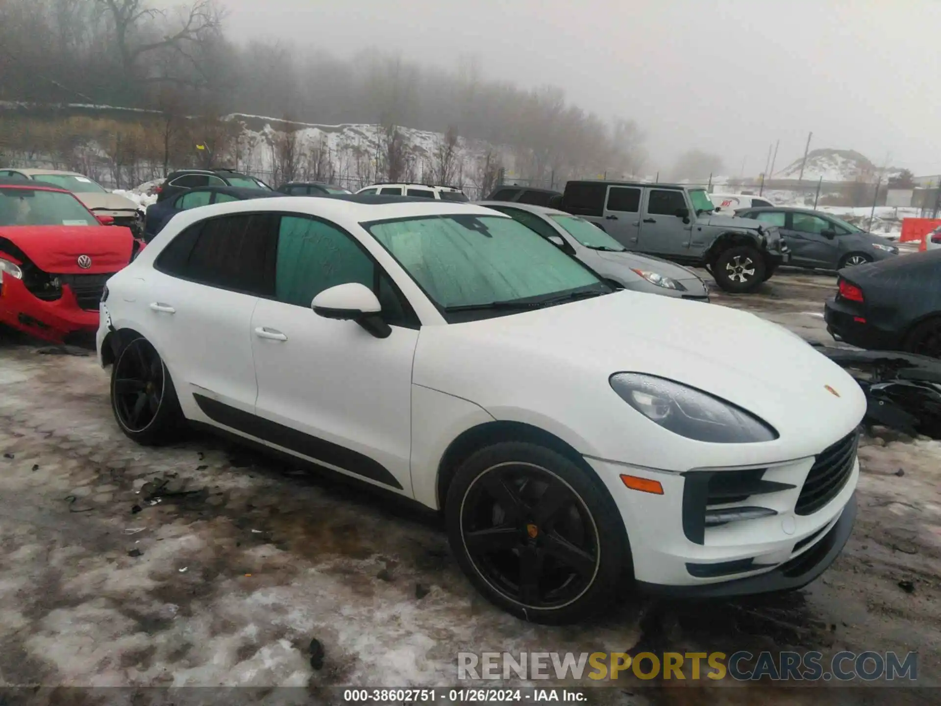 1 Photograph of a damaged car WP1AB2A53MLB34492 PORSCHE MACAN 2021