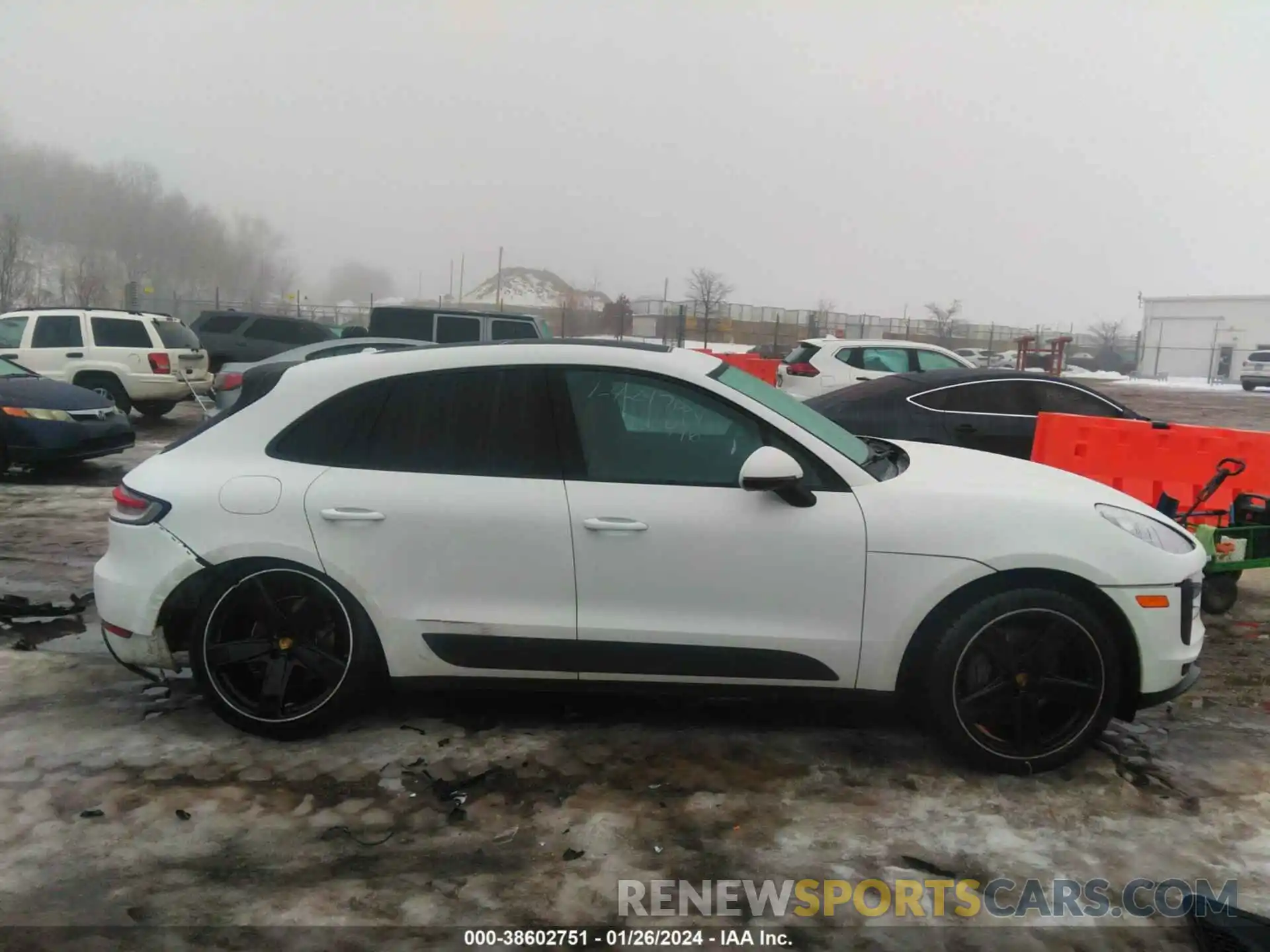 13 Photograph of a damaged car WP1AB2A53MLB34492 PORSCHE MACAN 2021